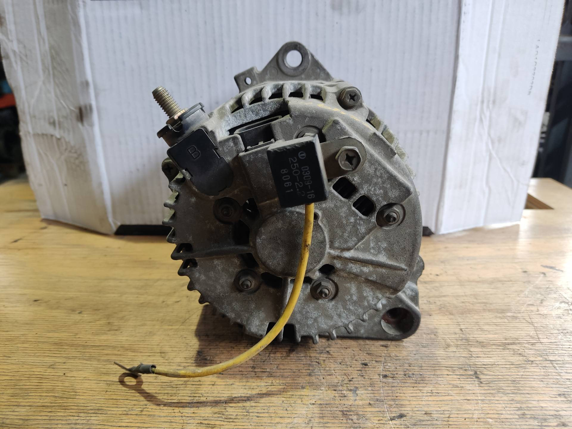 NISSAN X-Trail T30 (2001-2007) Alternator 23100AU400 24894327