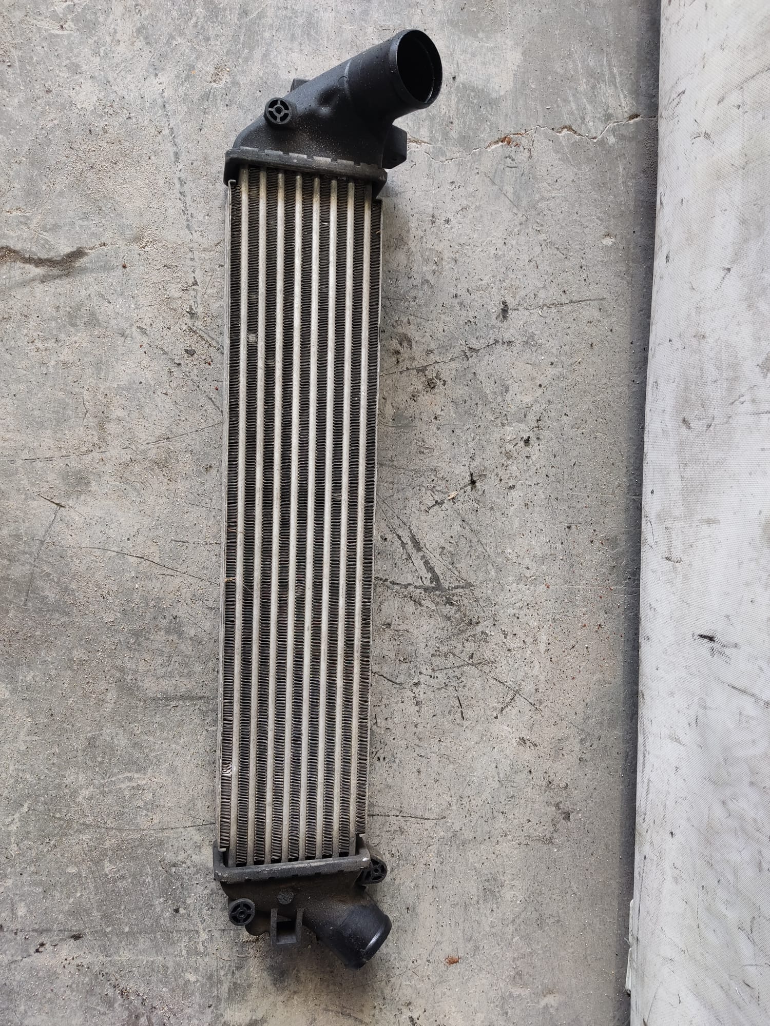 CHEVROLET Impala 7 generation (1994-1996) Intercooler radiátor 8200732384D 25746058