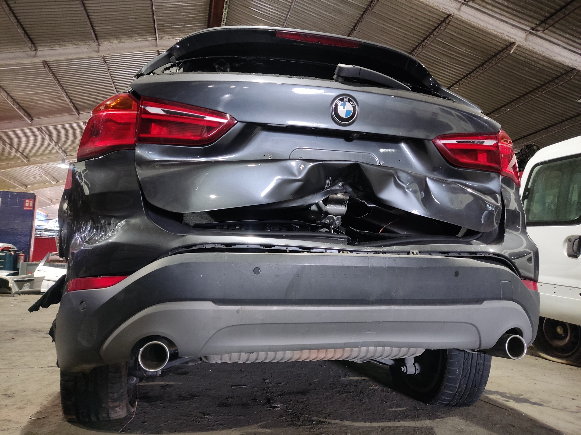 BMW X1 F48/F49 (2015-2023) Bakre vänstra dörrlås 7281939 26019507