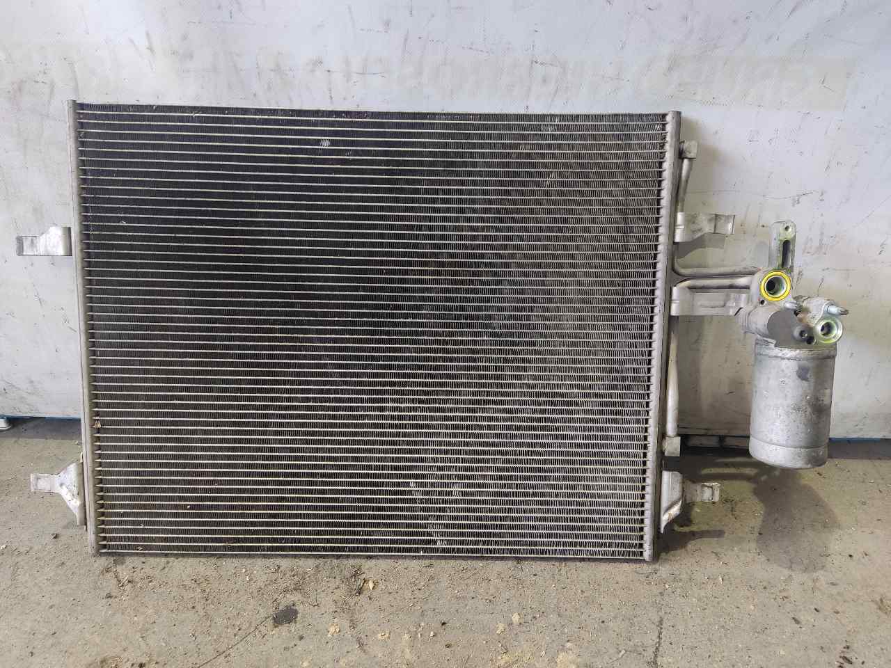 VOLVO S60 2 generation (2010-2020) Охлаждающий радиатор 993897E 24900578