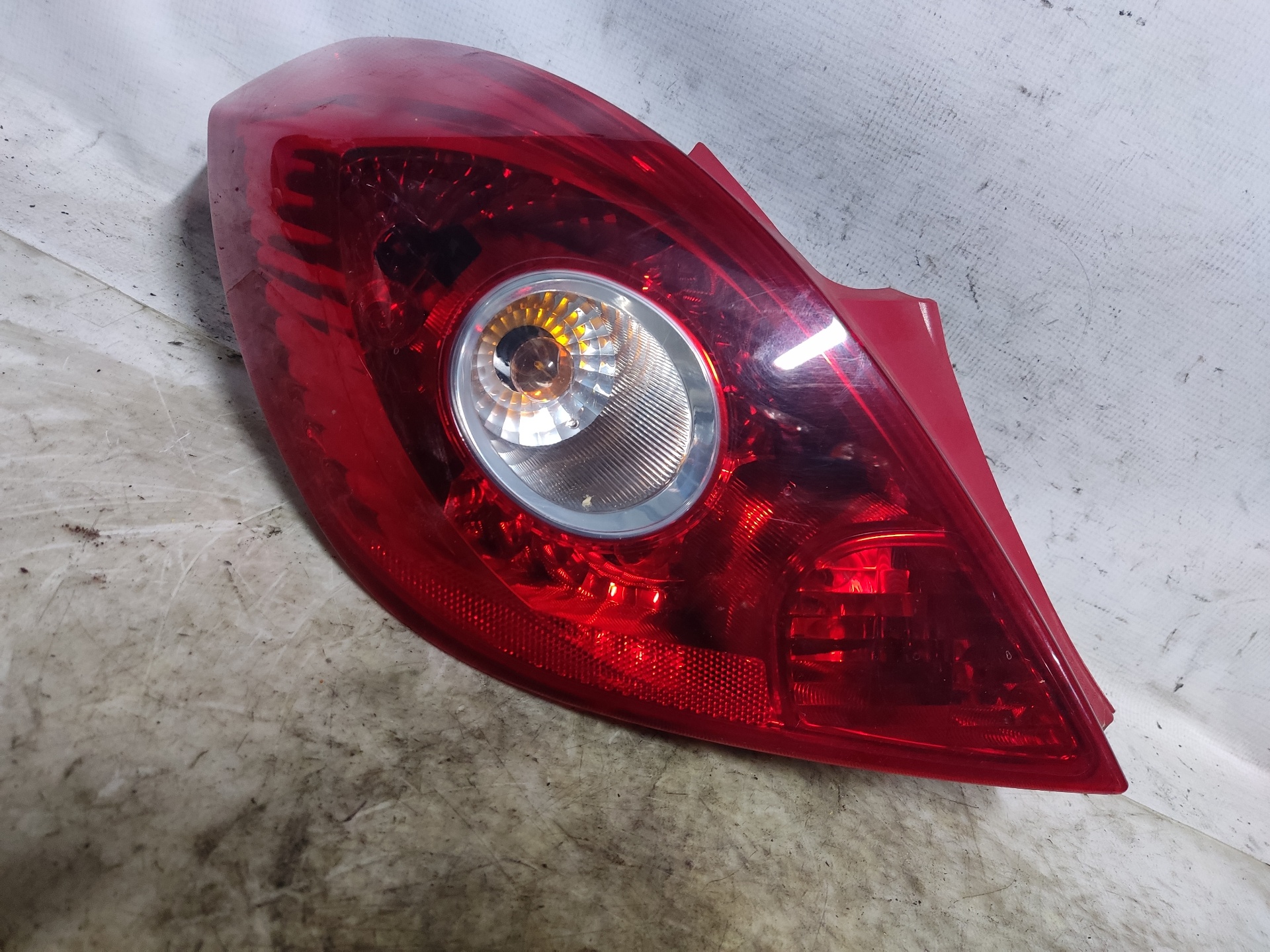 OPEL Corsa D (2006-2020) Rear Left Taillight 13186350 24896060