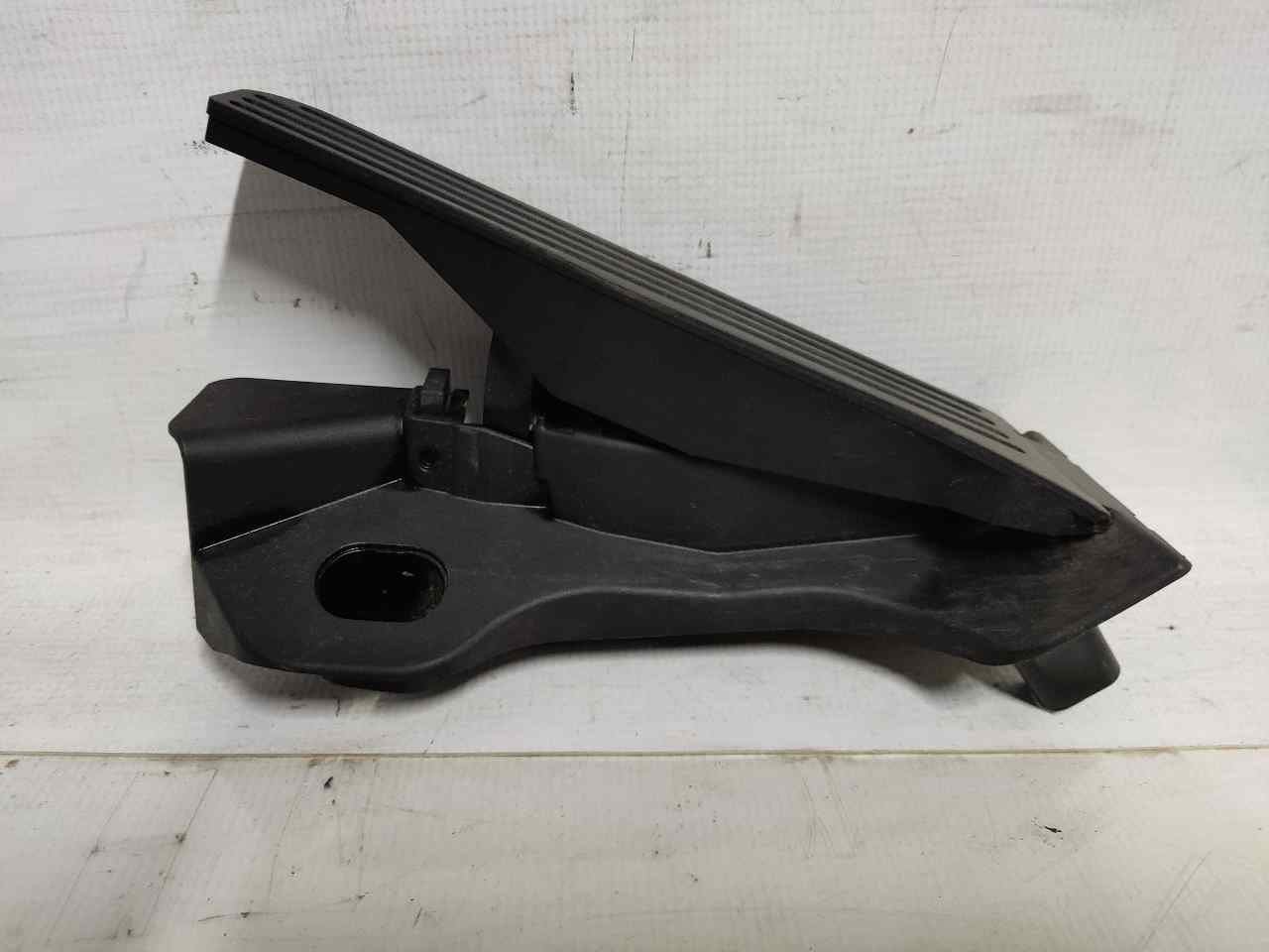 SEAT Altea 1 generation (2004-2013) Other Body Parts ESTANTERÍA83 24894811