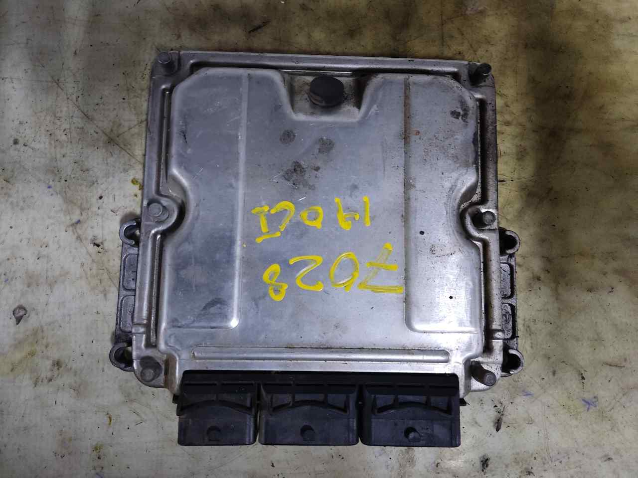 RENAULT Megane 2 generation (2002-2012) Engine Control Unit ECU 0281001934 24938266