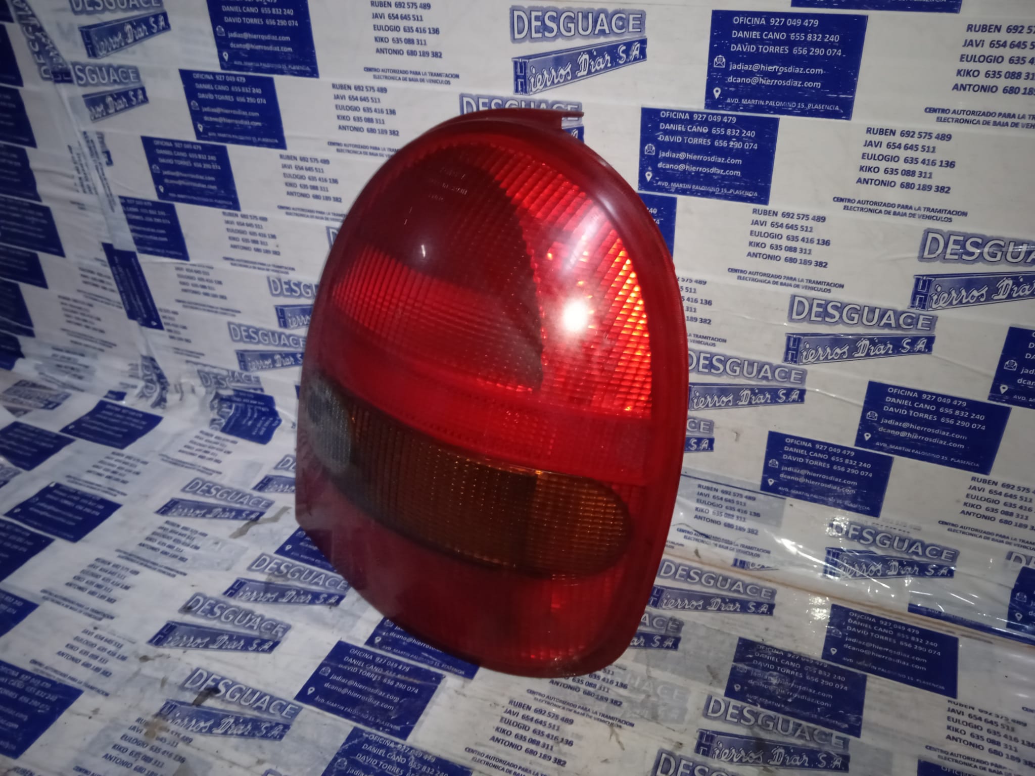 OPEL Corsa B (1993-2000) Rear Right Taillight Lamp ESTANTERÍA2 24887596