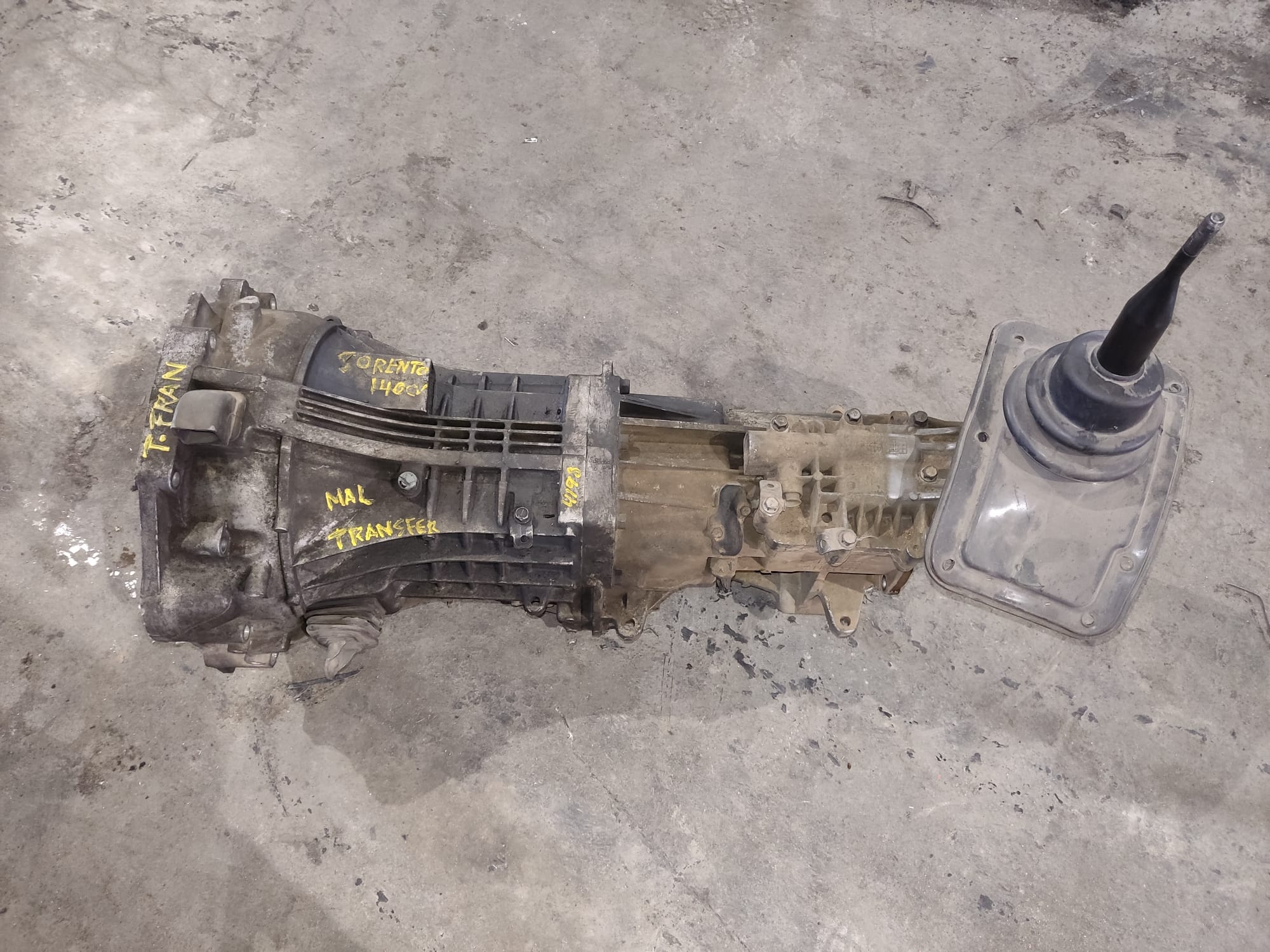 KIA Sorento 1 generation (2002-2011) Gearbox SINREF 24910747