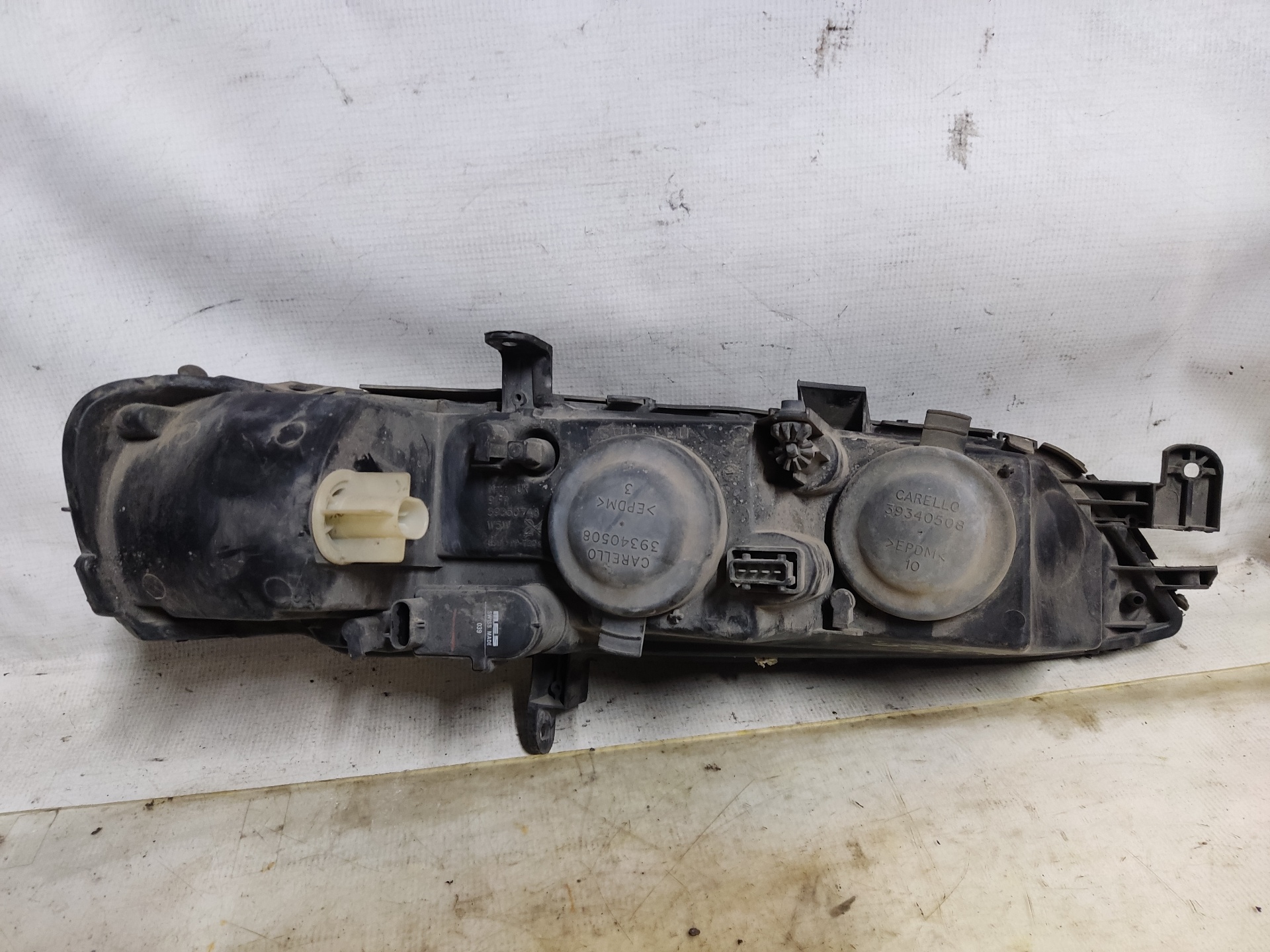 OPEL Vectra B (1995-1999) Priekšējais kreisais lukturis 39350748 24897800