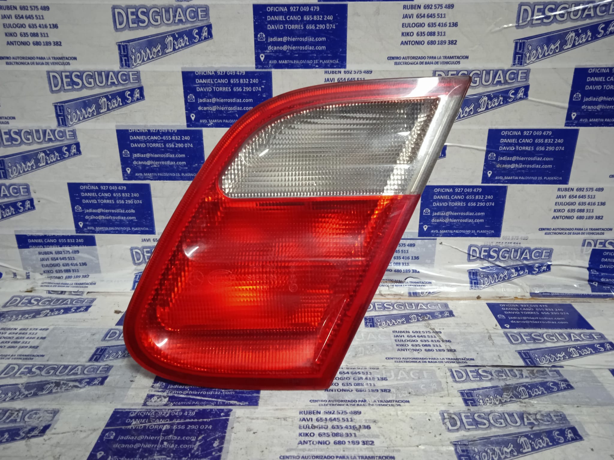 MERCEDES-BENZ CLK AMG GTR C297 (1997-1999) Rear Right Taillight Lamp ESTANTERÍA7 24887998