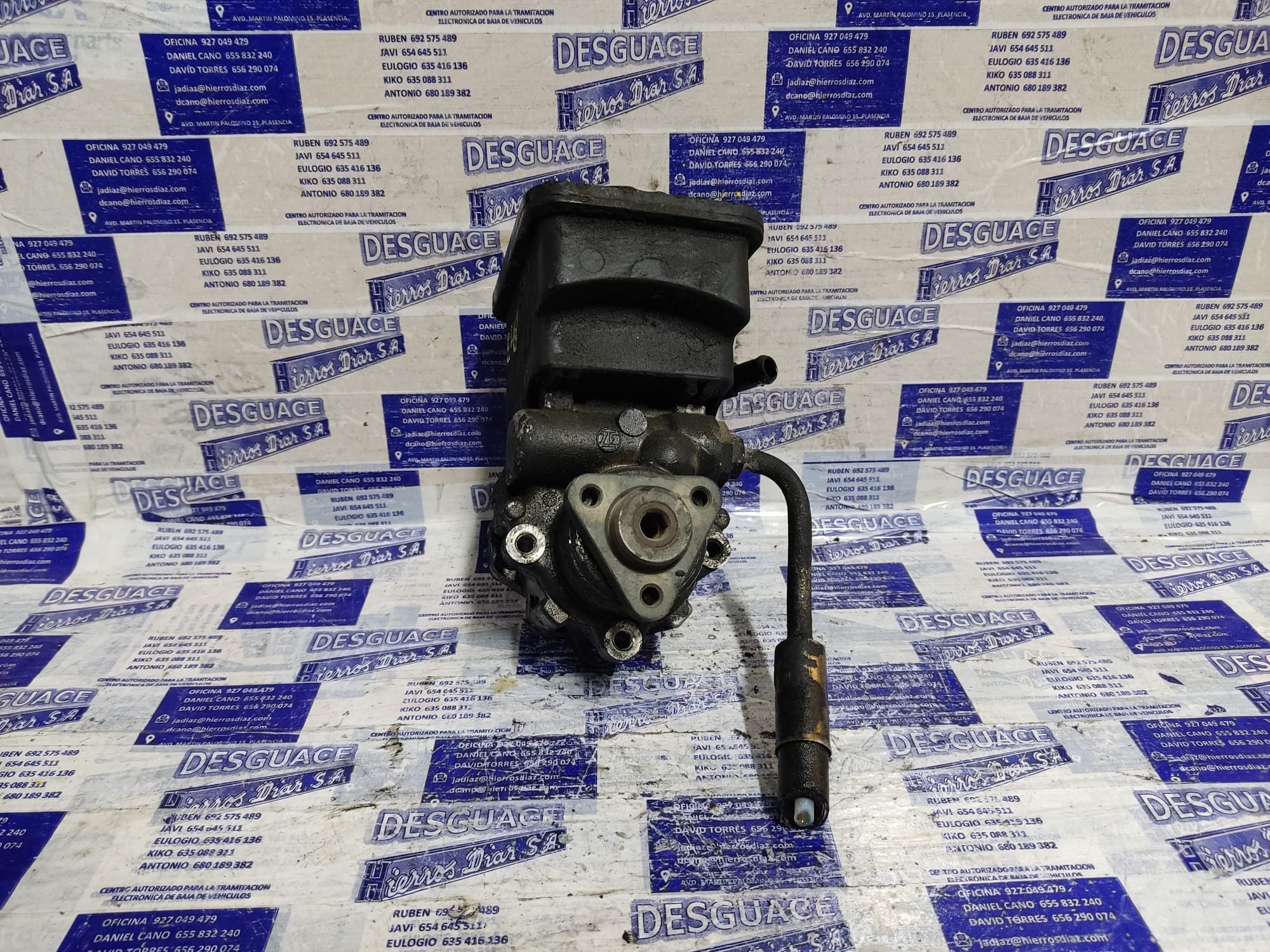 BMW 3 Series E46 (1997-2006) Power Steering Pump ESTANTERÍA87 24892241