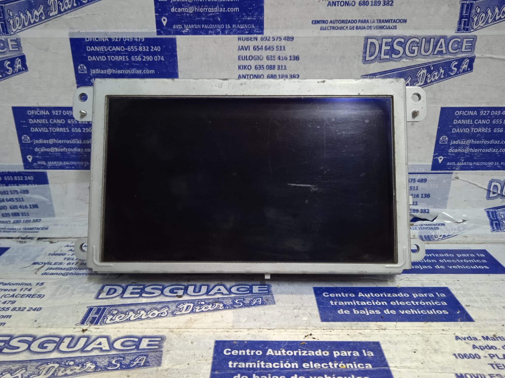 AUDI Q7 4L (2005-2015) Other Interior Parts ESTANTERÍA74 24889110