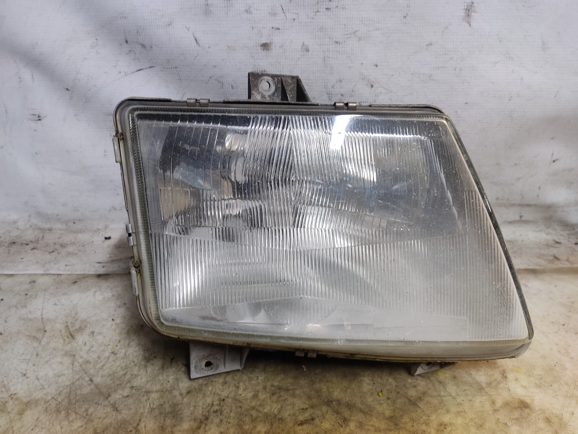 MERCEDES-BENZ Vito W638 (1996-2003) Front Right Headlight 8538200161 24898159