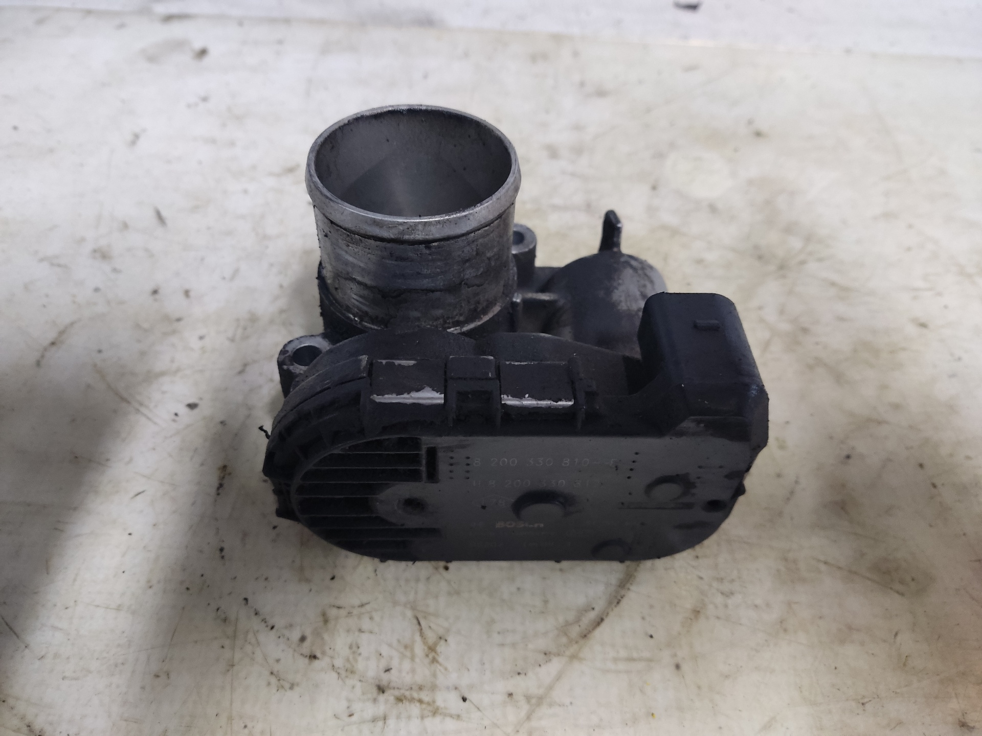 OPEL Vivaro Throttle Body 0281002681 24896082