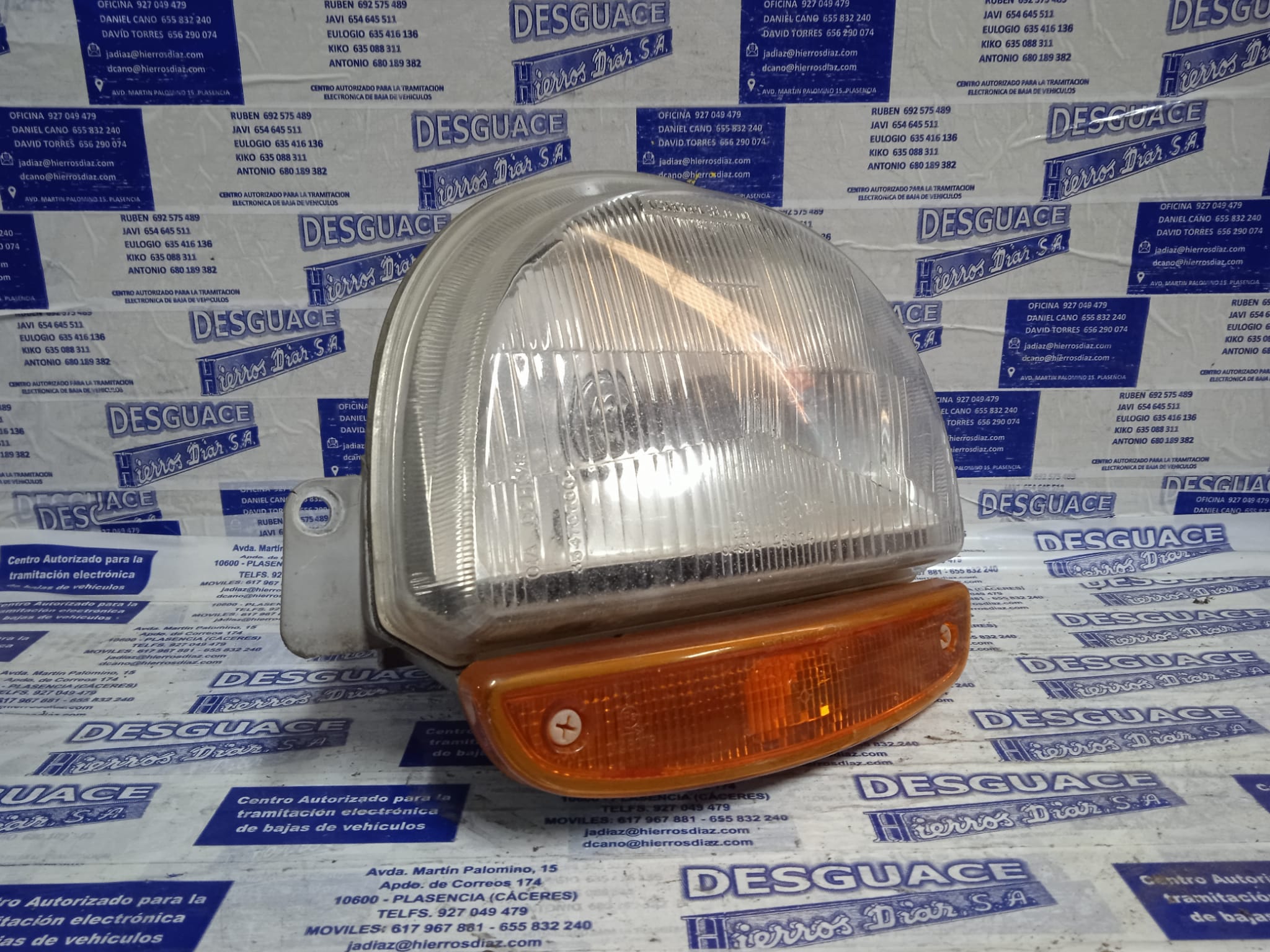 RENAULT Twingo 1 generation (1993-2007) Vasen etuvalo ESTANTERÍA21 24888745