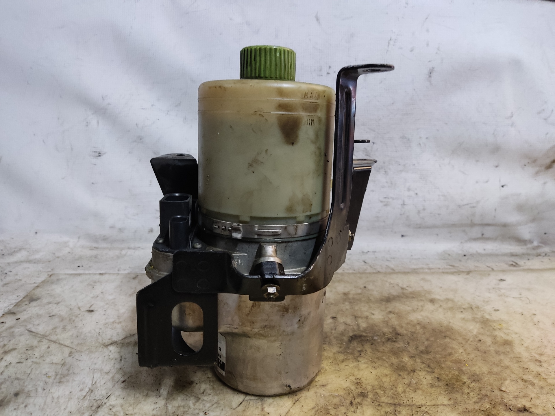 VOLKSWAGEN Polo 4 generation (2001-2009) Power Steering Pump 6Q0423156S 24893418