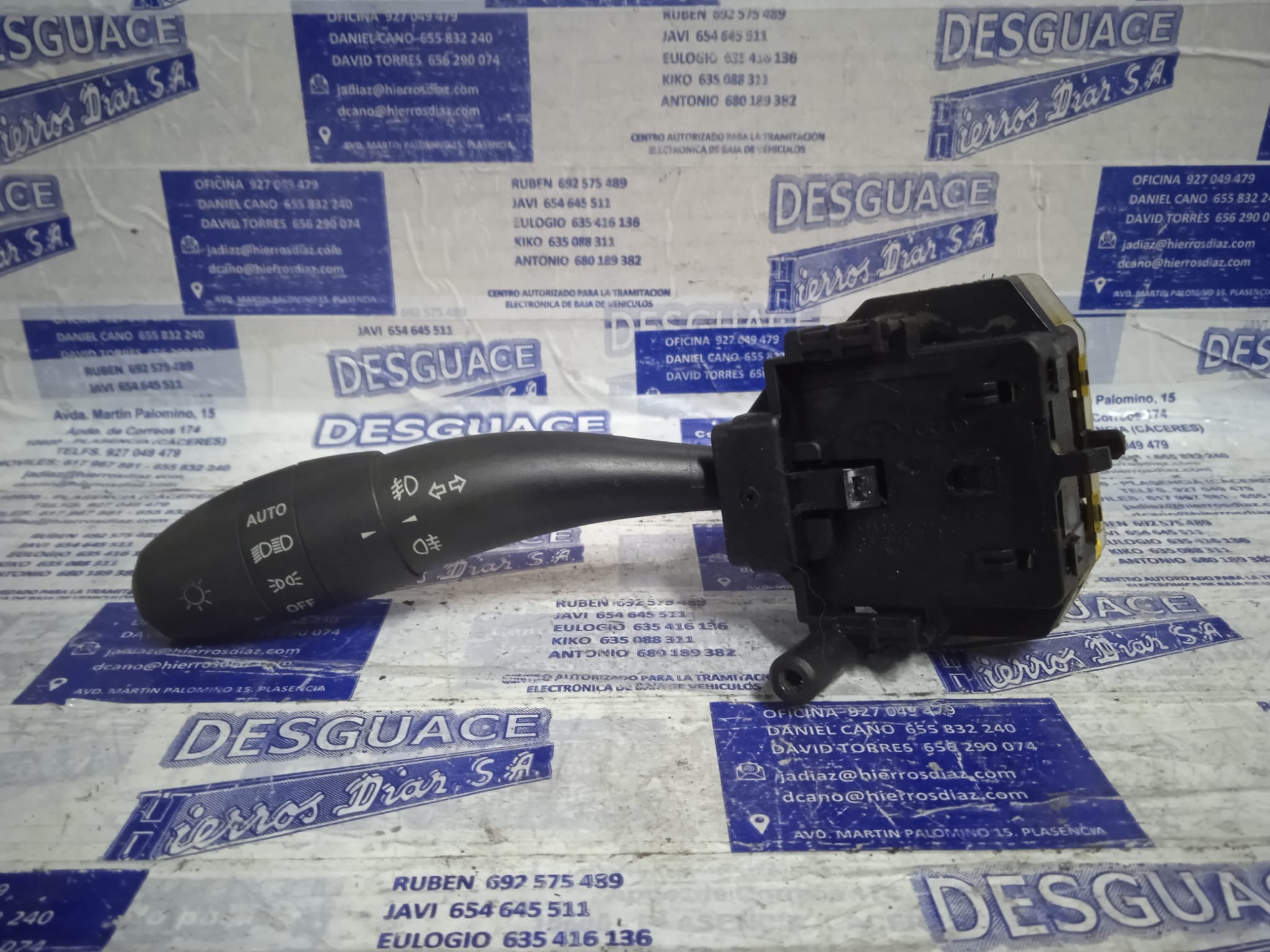 KIA Cee'd 1 generation (2007-2012) Headlight Switch Control Unit ESTANTERÍA68 24886786