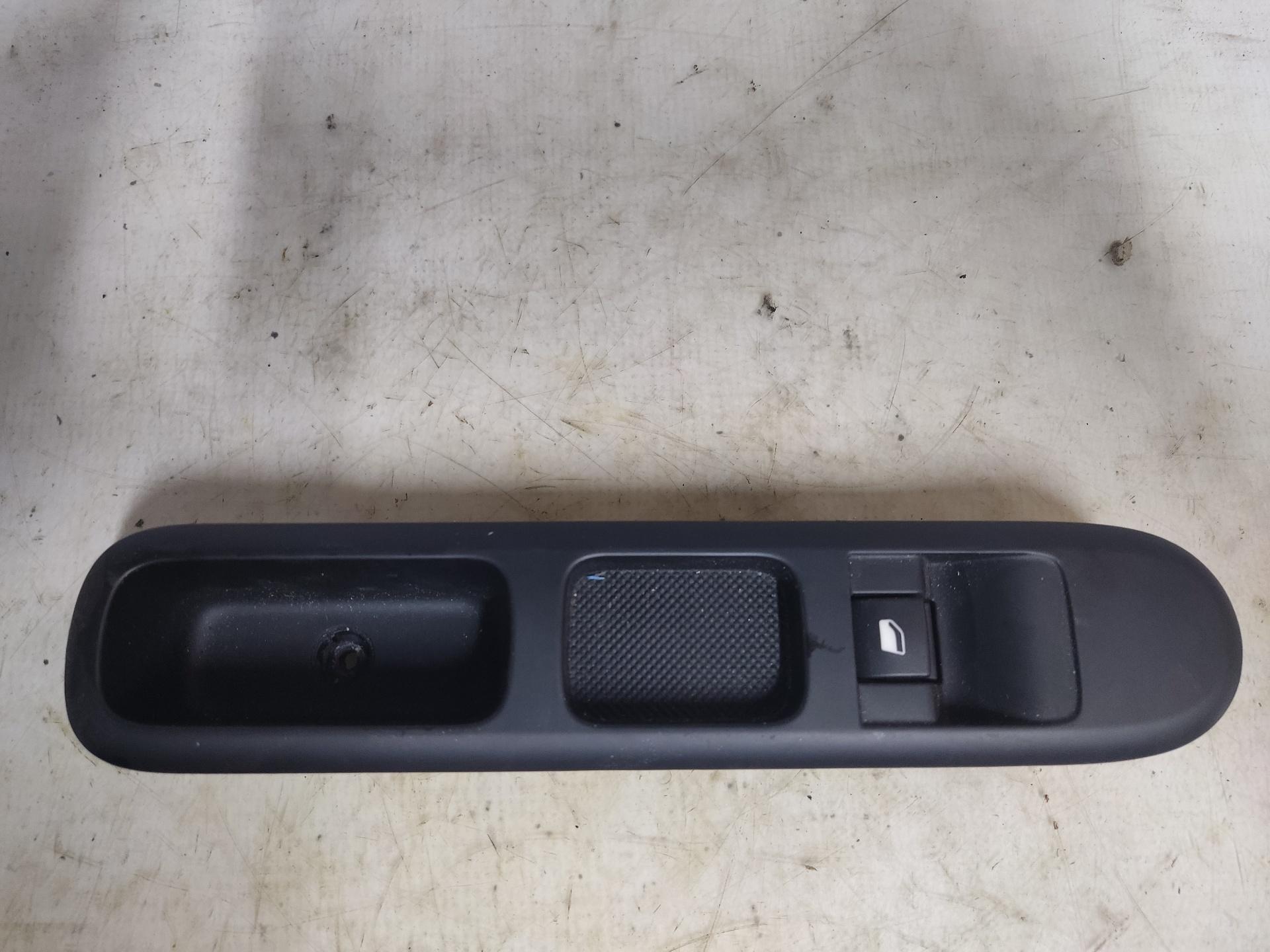 PEUGEOT 3008 2 generation (2017-2023) Front Right Door Window Switch ESTANTERÍA48 24895508