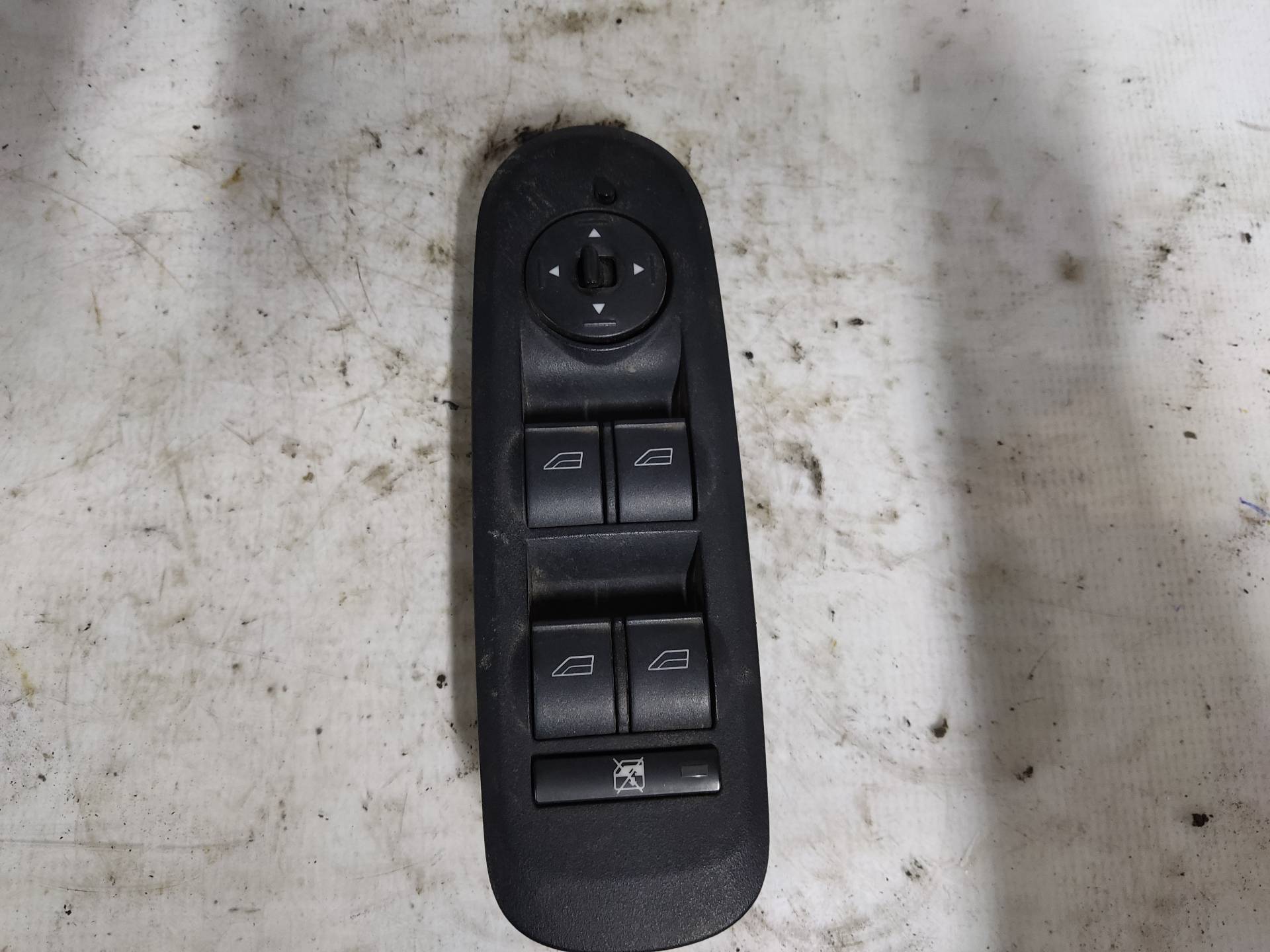 FORD S-Max 1 generation (2006-2015) Front Left Door Window Switch ESTANTERIA62 24886510