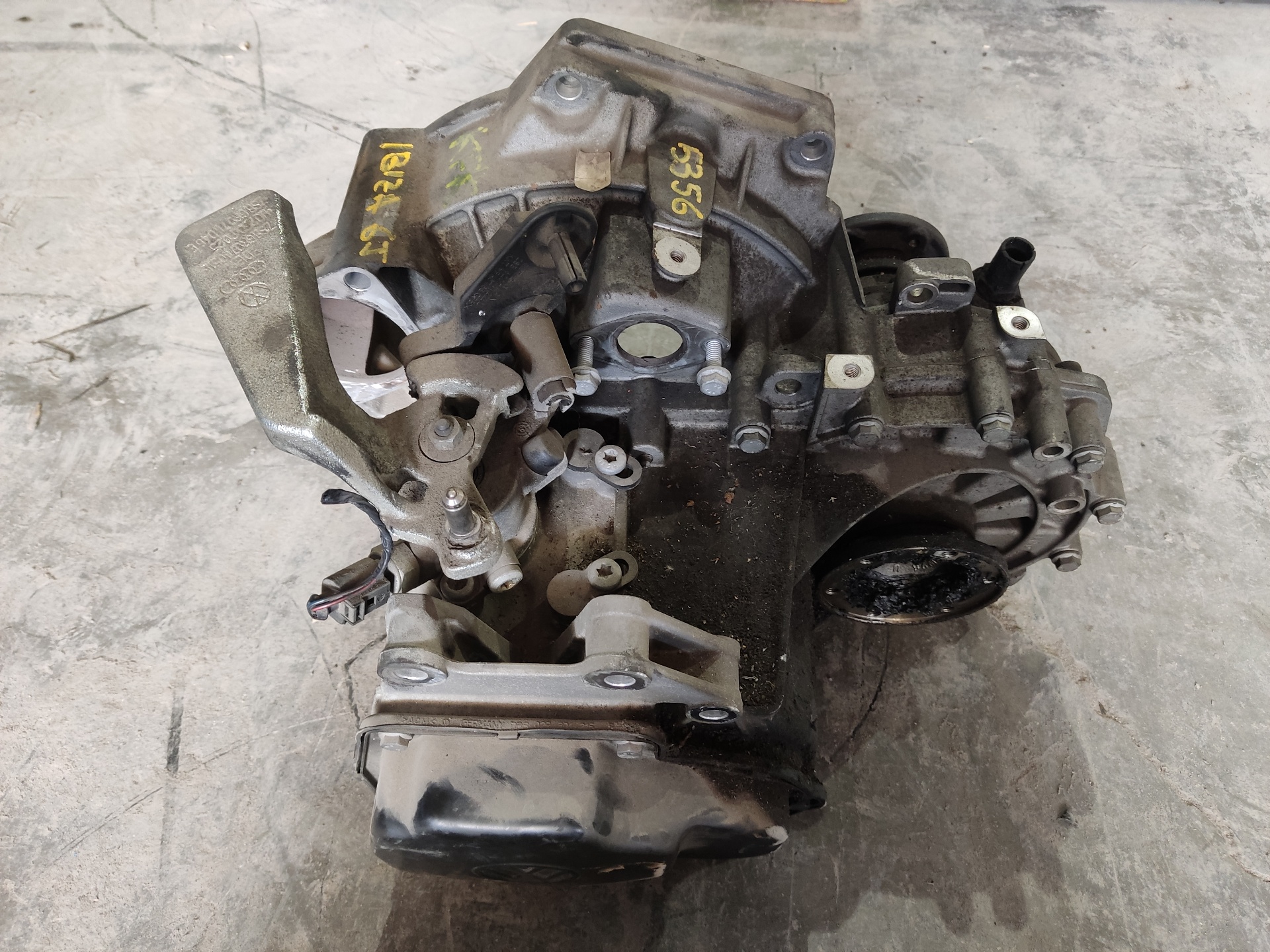 SEAT Cordoba 2 generation (1999-2009) Gearbox KFK 22629181