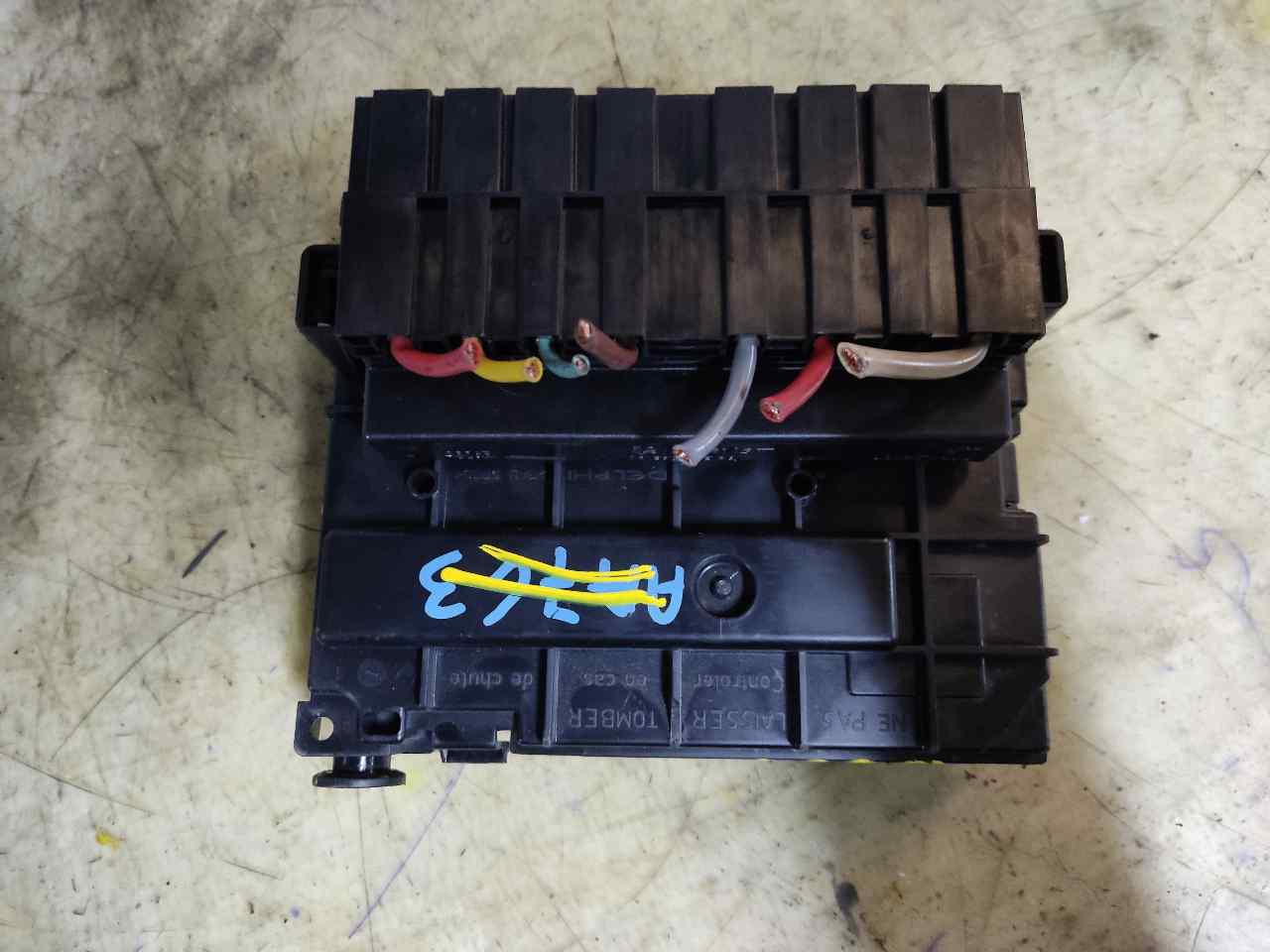 CITROËN C4 1 generation (2004-2011) Fuse Box 9661708280 24902200