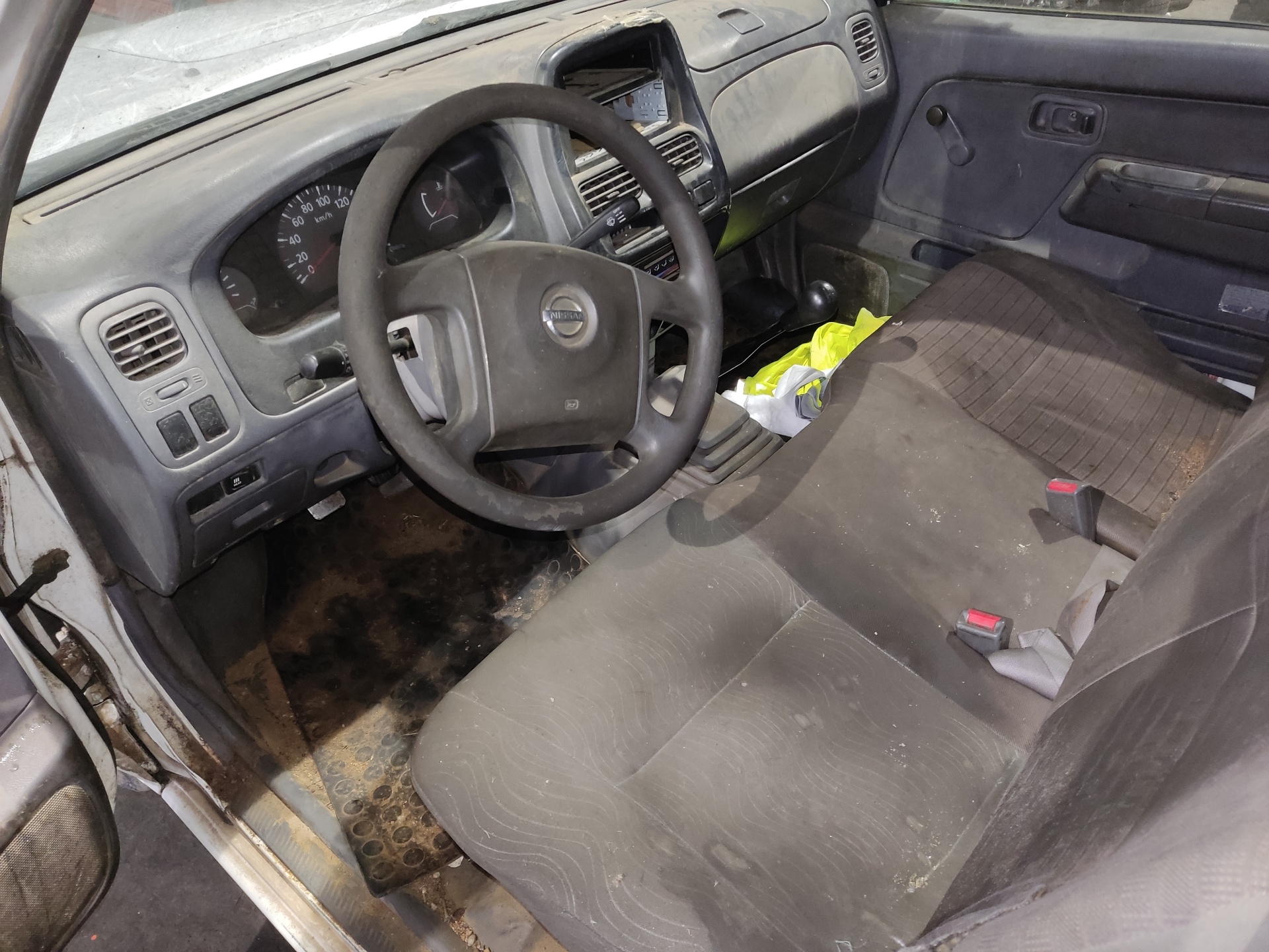 NISSAN Navara D22 (1997-2005) Решетка радиатора 62310 24896919