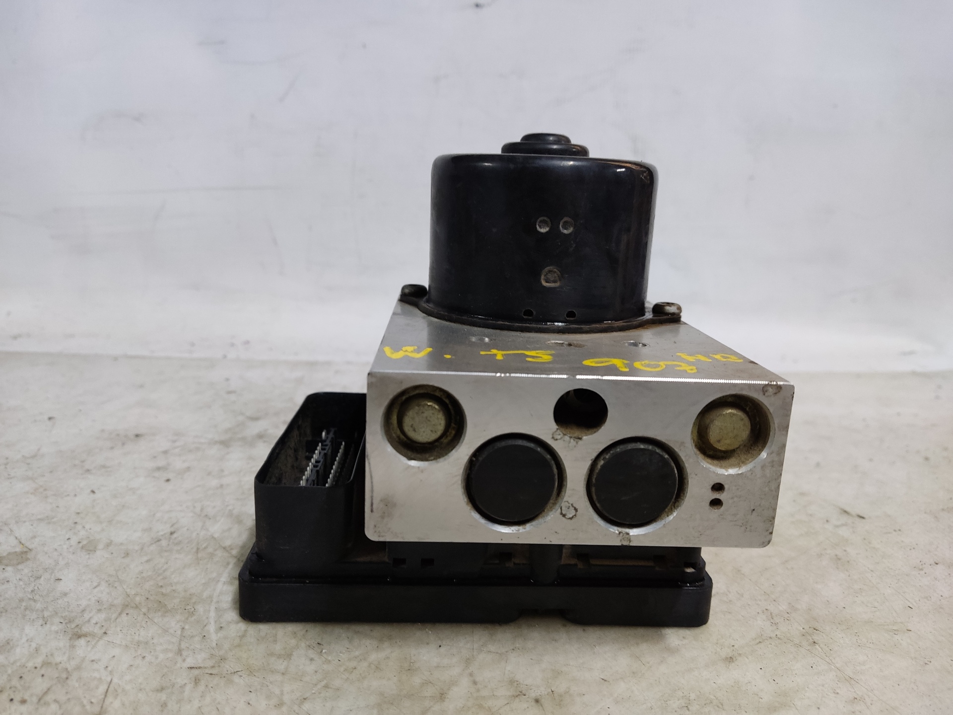 VOLKSWAGEN Transporter T5 (2003-2015) ABS Pump ESTANTERÍA99 24894669