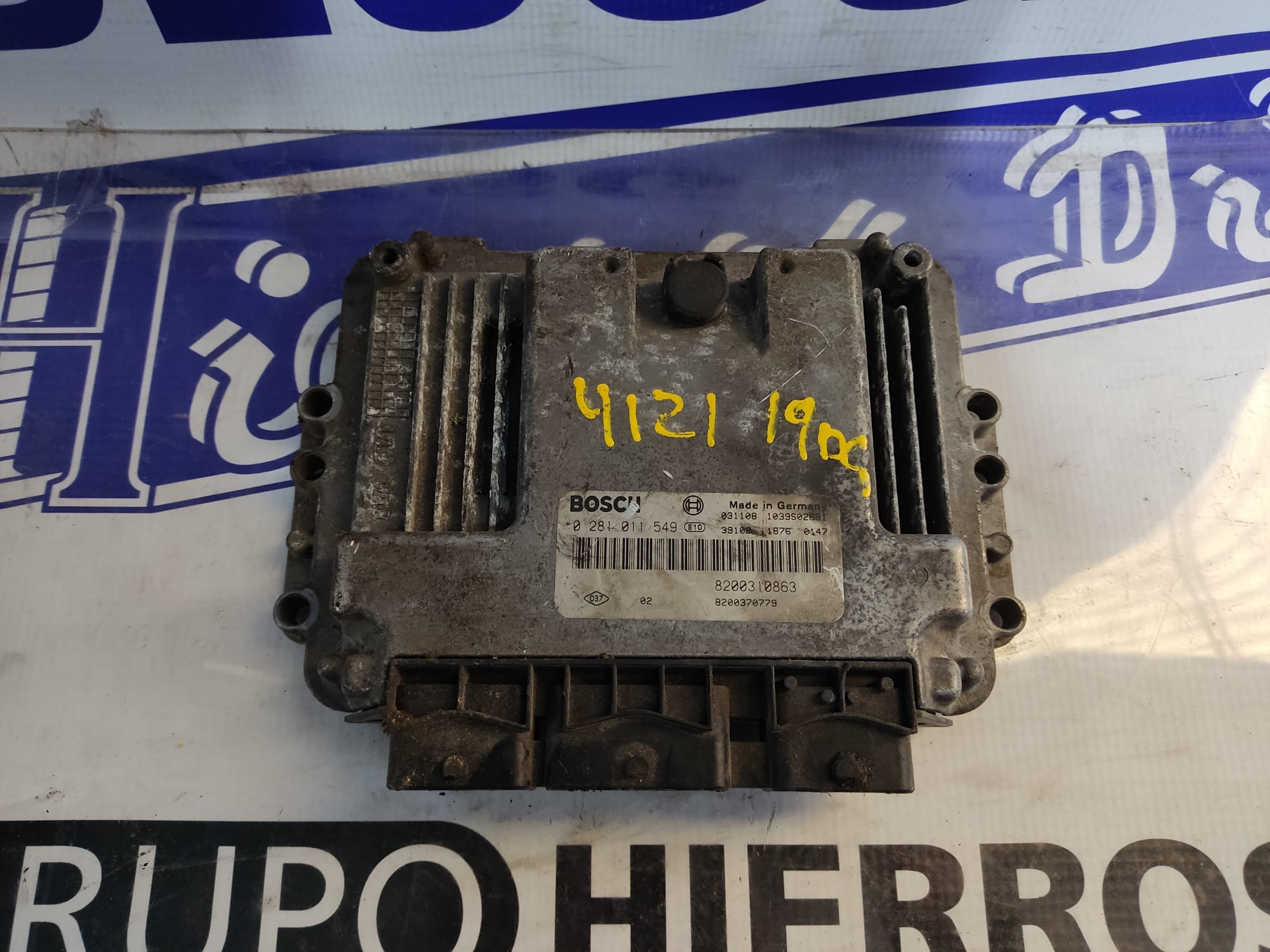 RENAULT Scenic 2 generation (2003-2010) Engine Control Unit ECU 0281011549 24892295