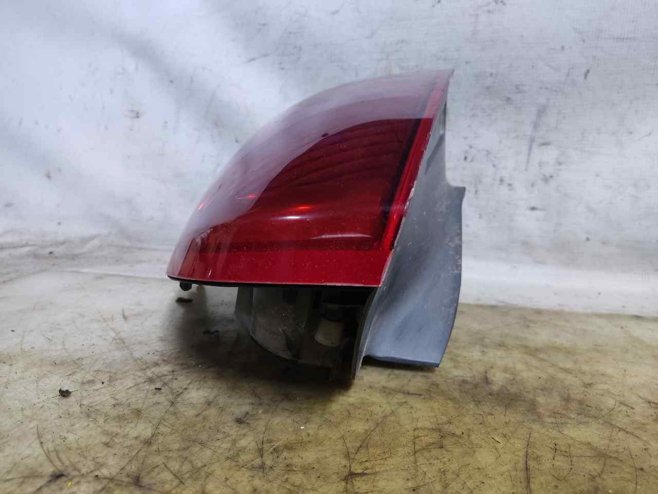 CADILLAC C5 1 generation (2001-2008) Rear Right Taillight Lamp 89034070 24900342