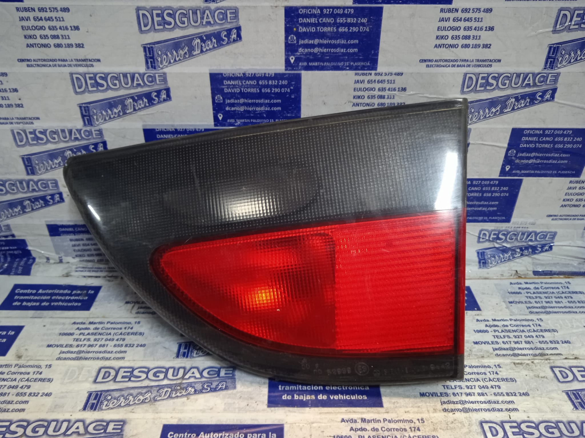 RENAULT Megane 1 generation (1995-2003) Galinis dešinys žibintas ESTANTERÍA21 24889626