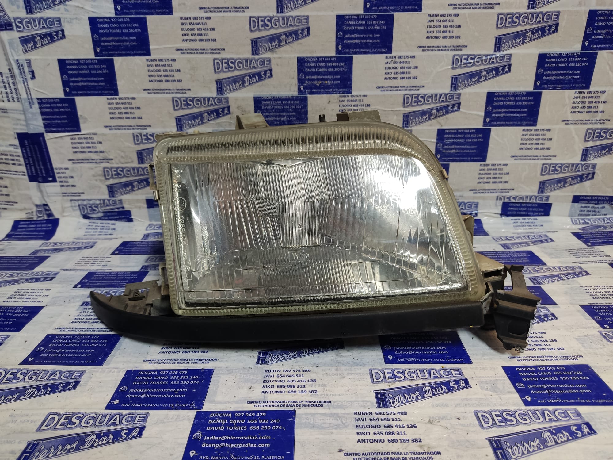 RENAULT Clio 1 generation (1990-1998) Front Right Headlight ESTANTERÍA22 24891333