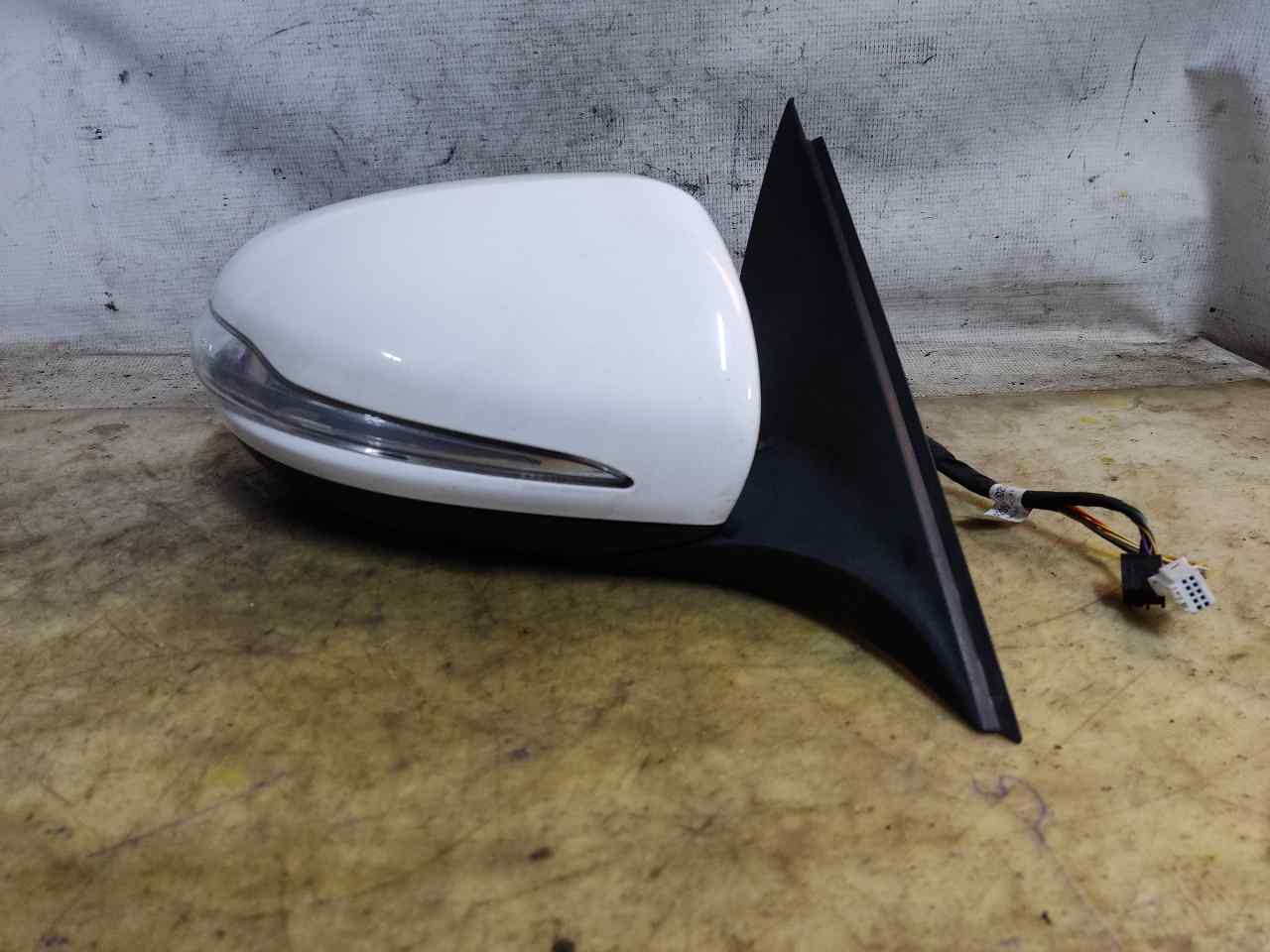MERCEDES-BENZ C-Class W205/S205/C205 (2014-2023) Right Side Wing Mirror 24952311