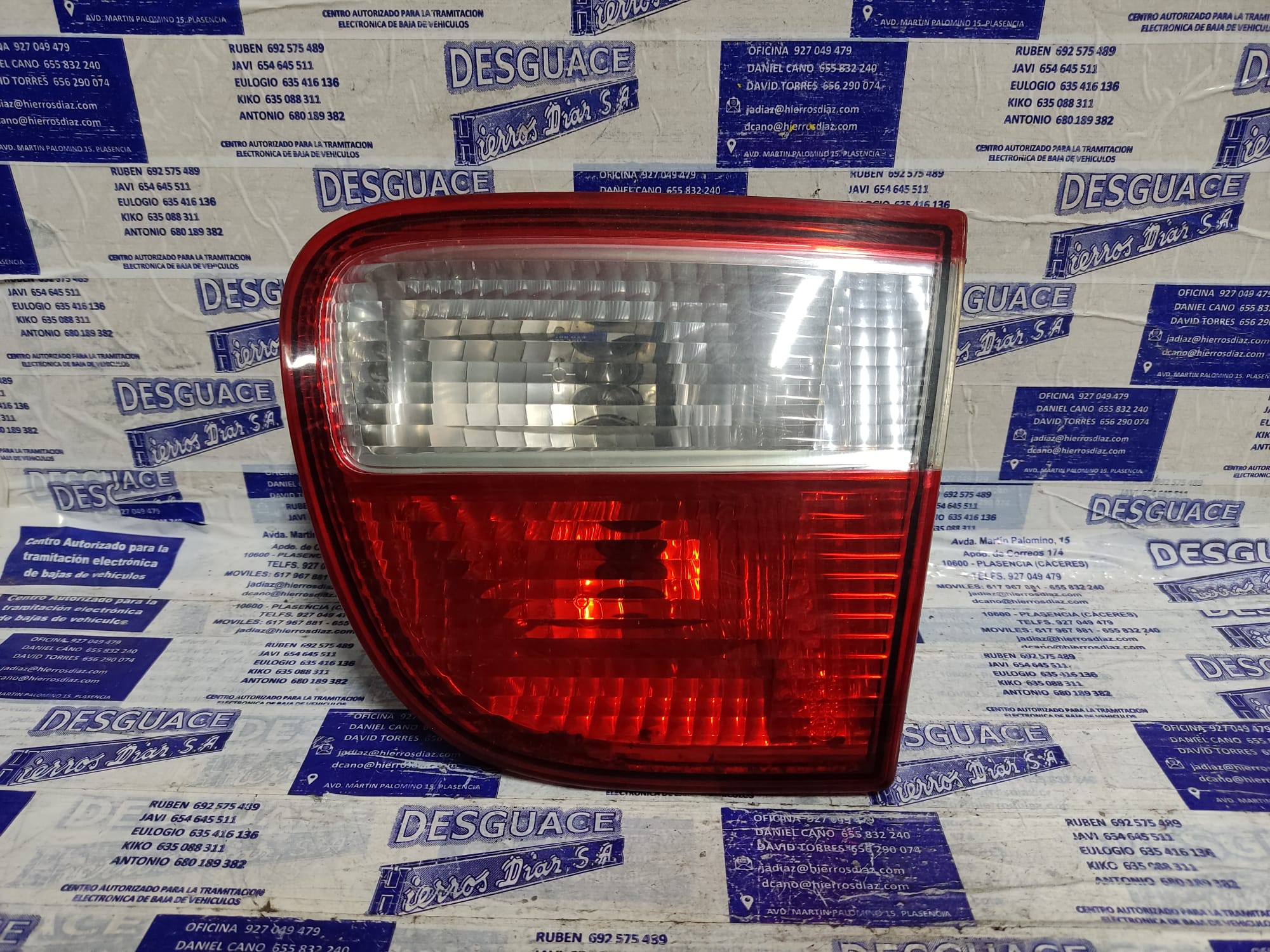 SEAT Leon 1 generation (1999-2005) Rear Right Taillight Lamp ESTANTERÍA11 24891111