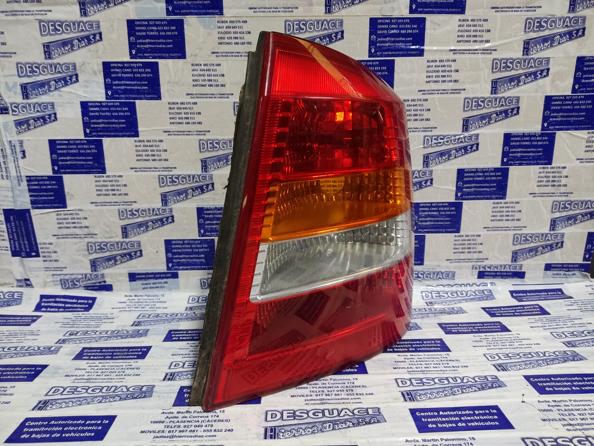 OPEL Astra H (2004-2014) Rear Right Taillight Lamp ESTANTERÍA2 24890732