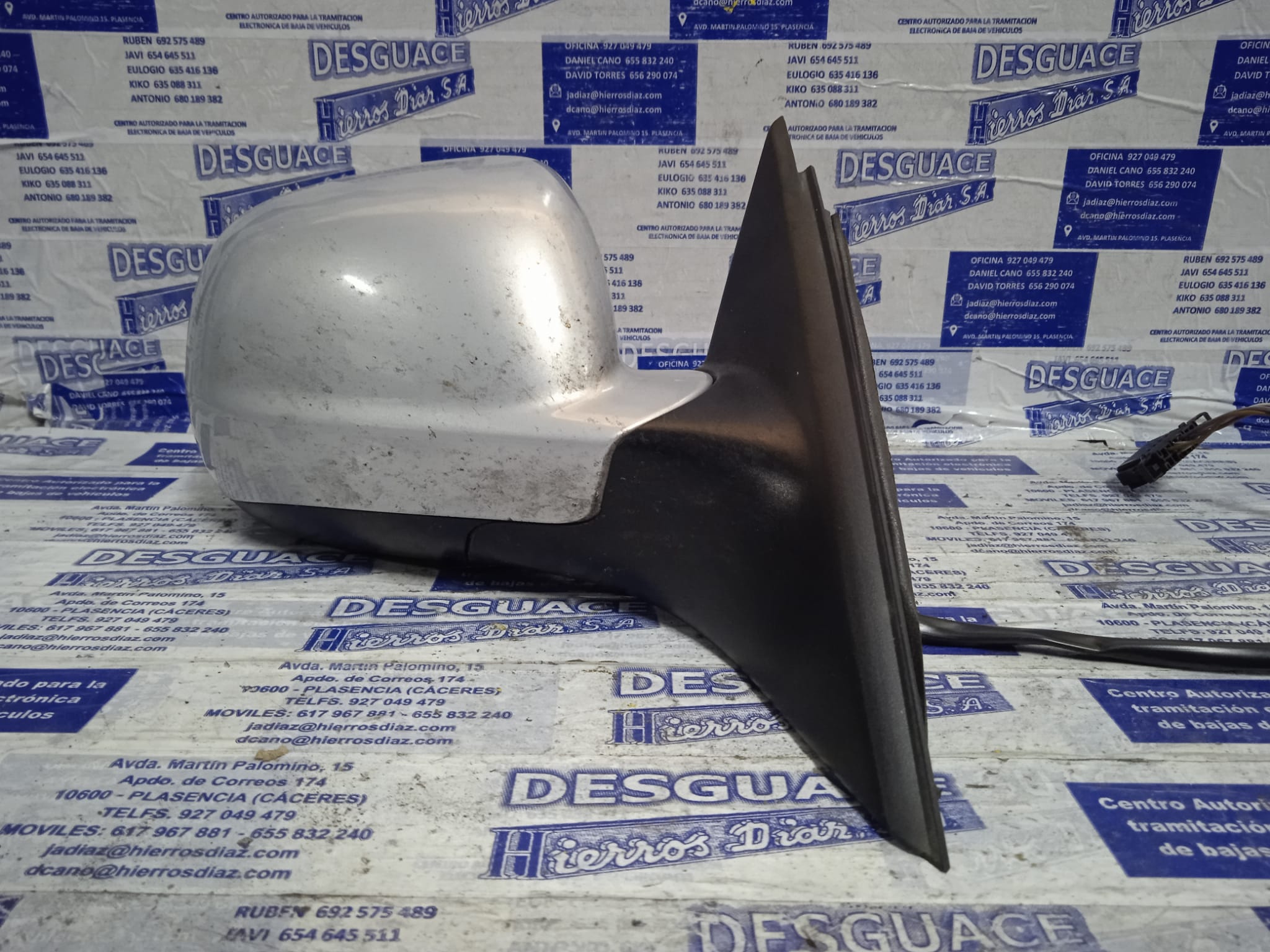 VOLKSWAGEN Passat B5 (1996-2005) Right Side Wing Mirror ESTANTERÍA14 24888375