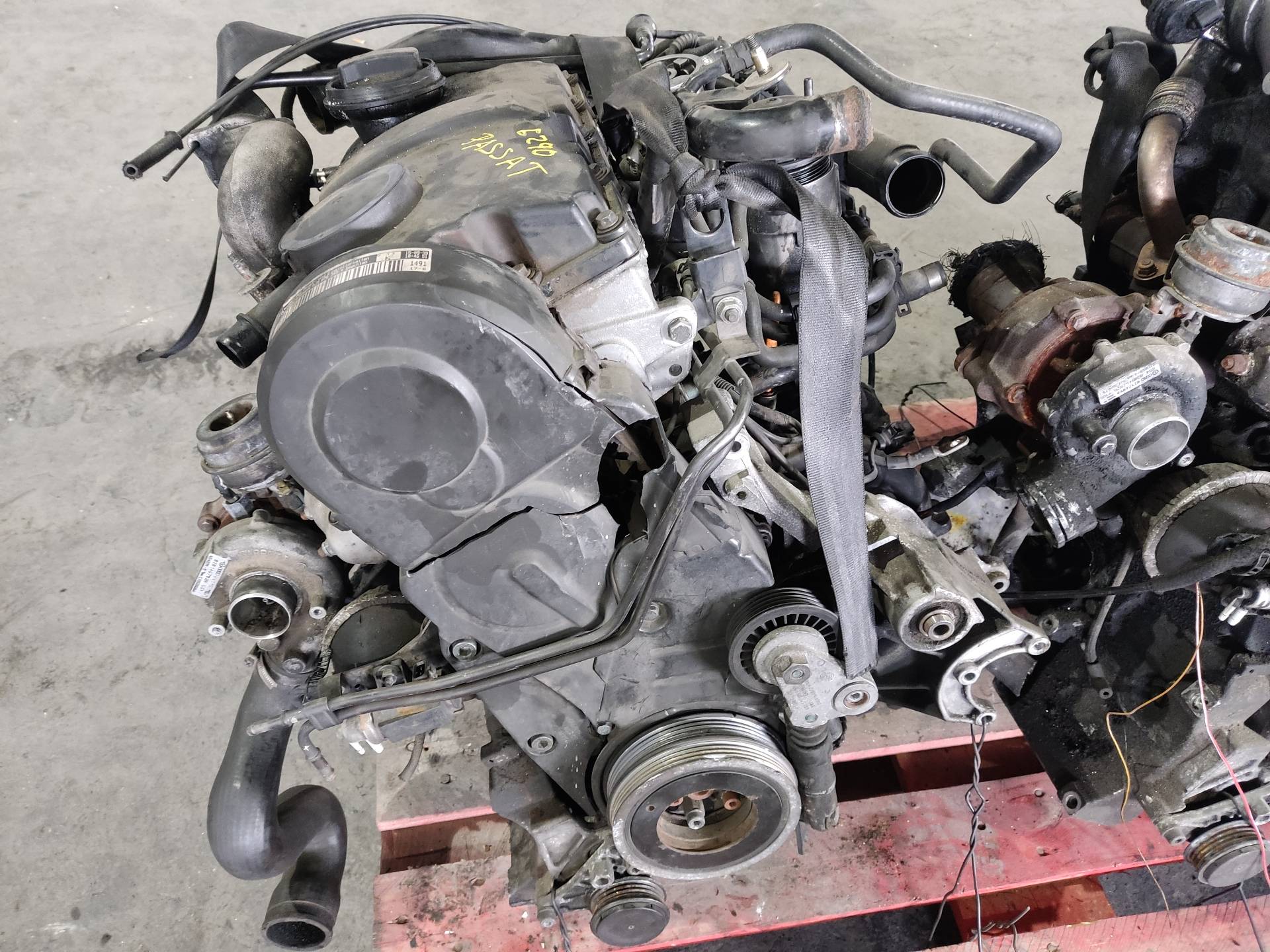 VOLKSWAGEN Passat B5 (1996-2005) Engine AJM 22341795