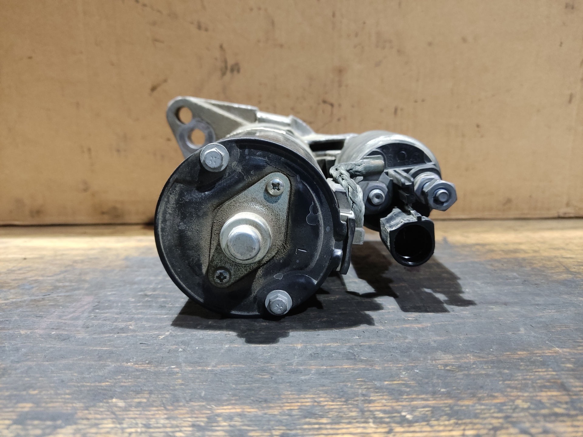 VOLKSWAGEN Passat B7 (2010-2015) Starter Motor 0001153007 24899108