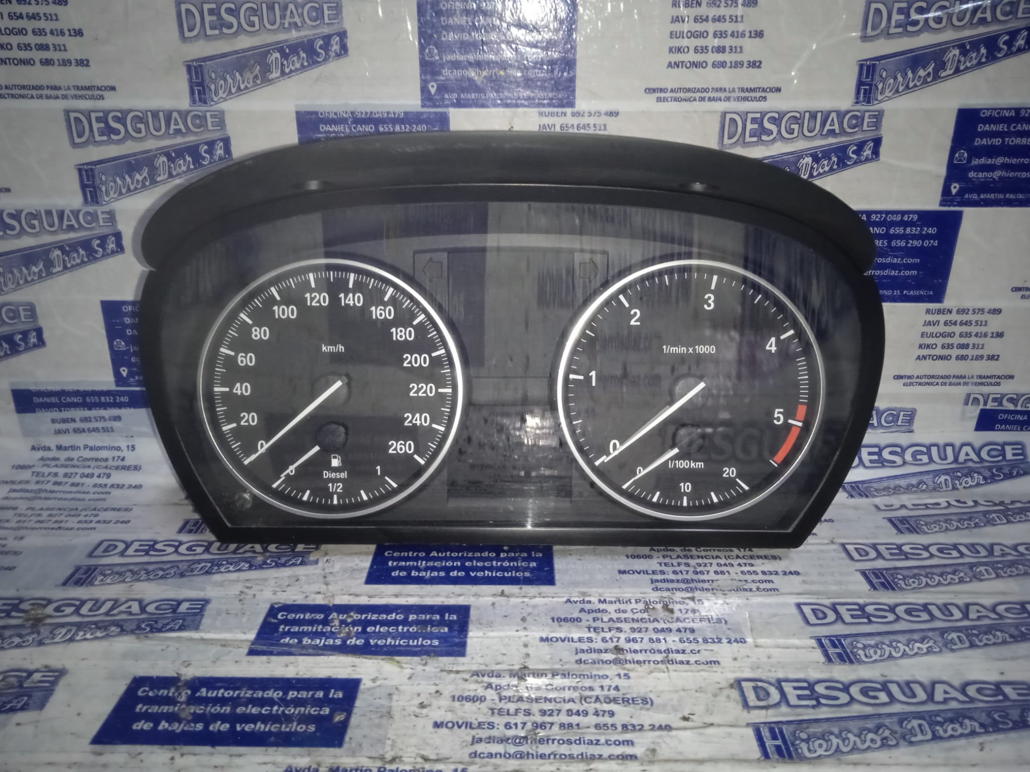 BMW 3 Series E90/E91/E92/E93 (2004-2013) Speedometer ESTANTERÍA5 24888869