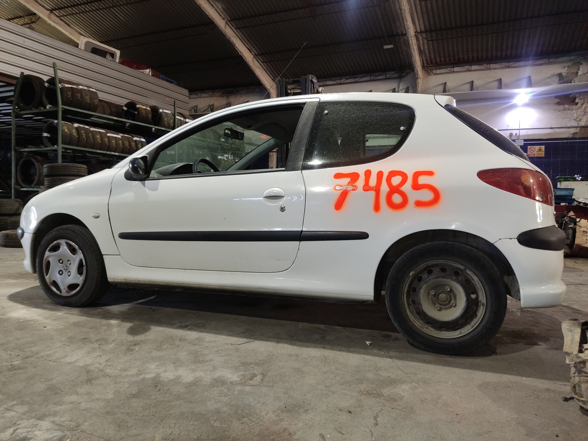 PEUGEOT 206 1 generation (1998-2009) Фонарь задний левый 327642988816 24938307