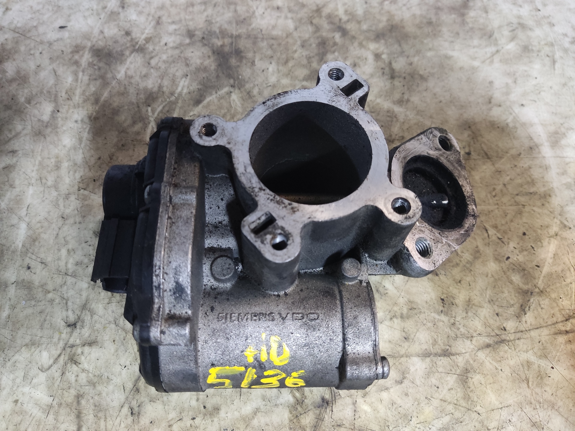 RENAULT Laguna 2 generation (2001-2007) Supapa EGR H8200327011 24896858