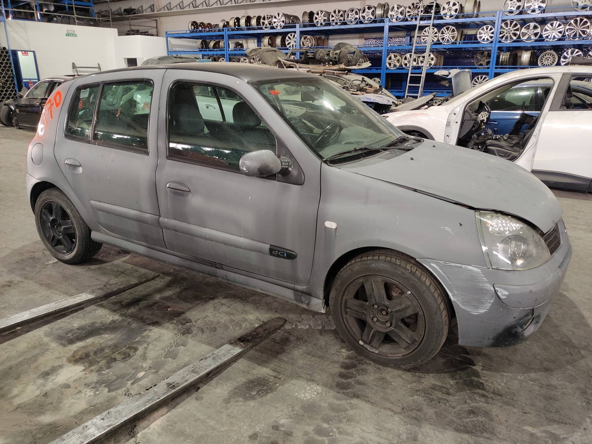 RENAULT Clio 3 generation (2005-2012) Jobb első ködlámpa 7700838256 24898653