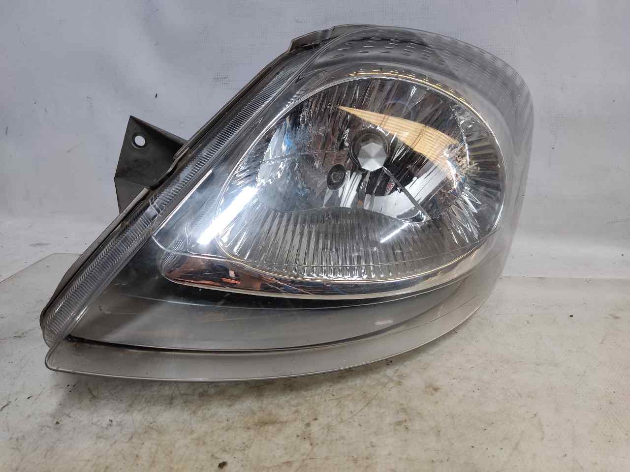 NISSAN Primastar 1 generation (2002-2014) Front Left Headlight ESTANTERÍA19 24895567