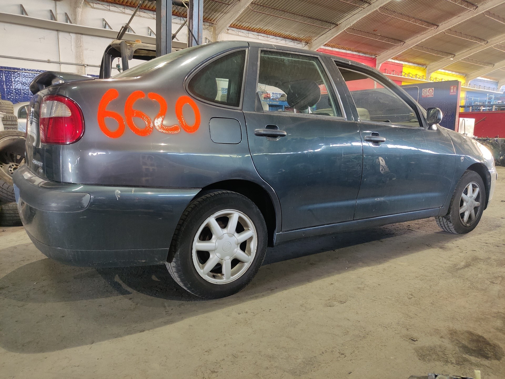 SEAT Cordoba 1 generation (1993-2003) Двигатель ALH 24900601