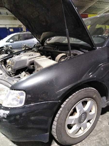 AUDI A3 8L (1996-2003) Подрулевой переключатель ESTANTERÍA74 24889906