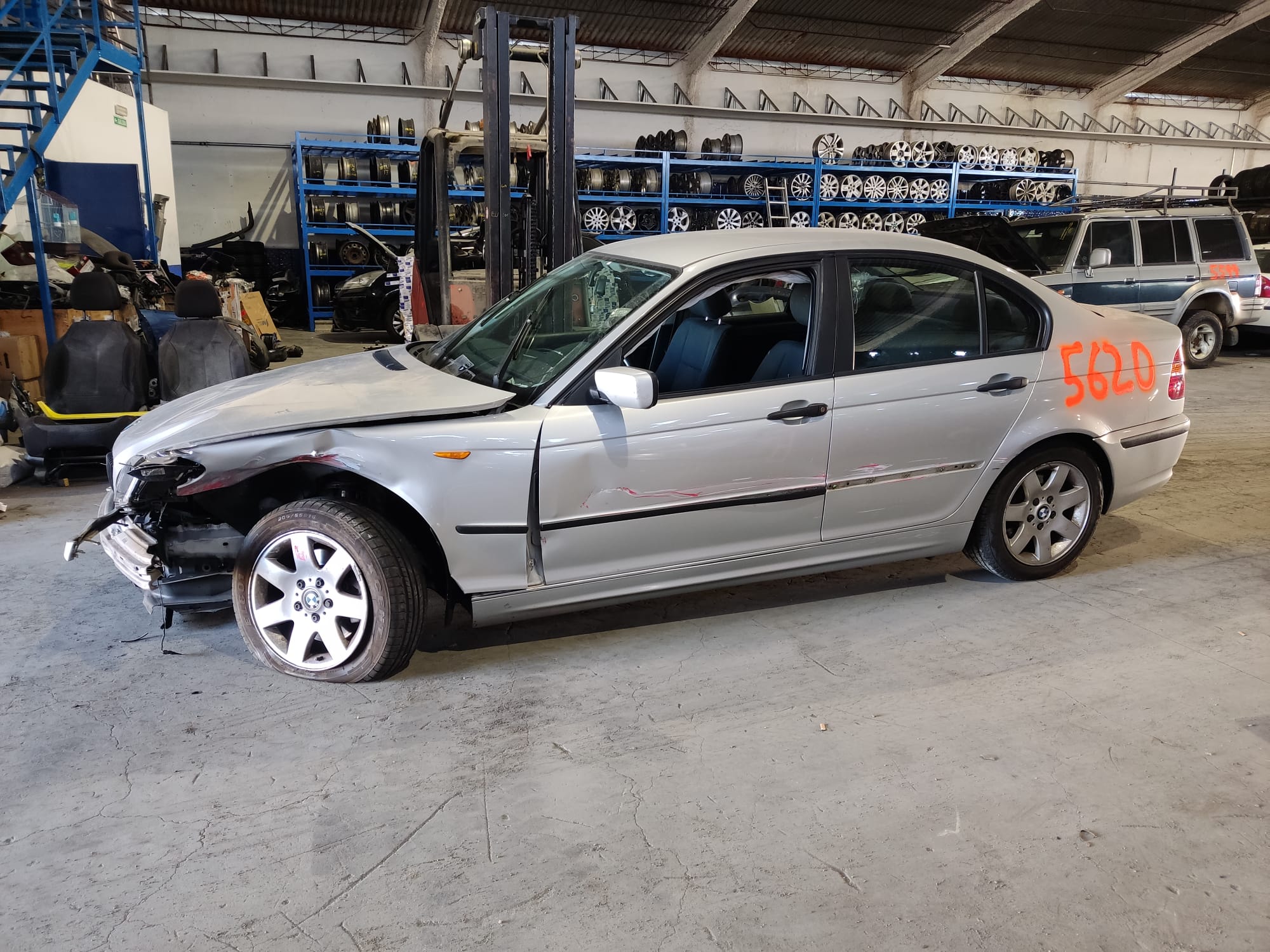 BMW 3 Series E46 (1997-2006) Moottorin ohjausyksikkö ECU 0281010565 24891919