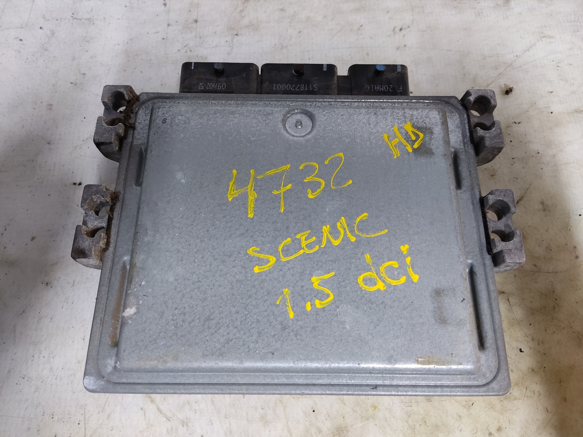 RENAULT Scenic 2 generation (2003-2010) Engine Control Unit ECU 8200565863 24888047