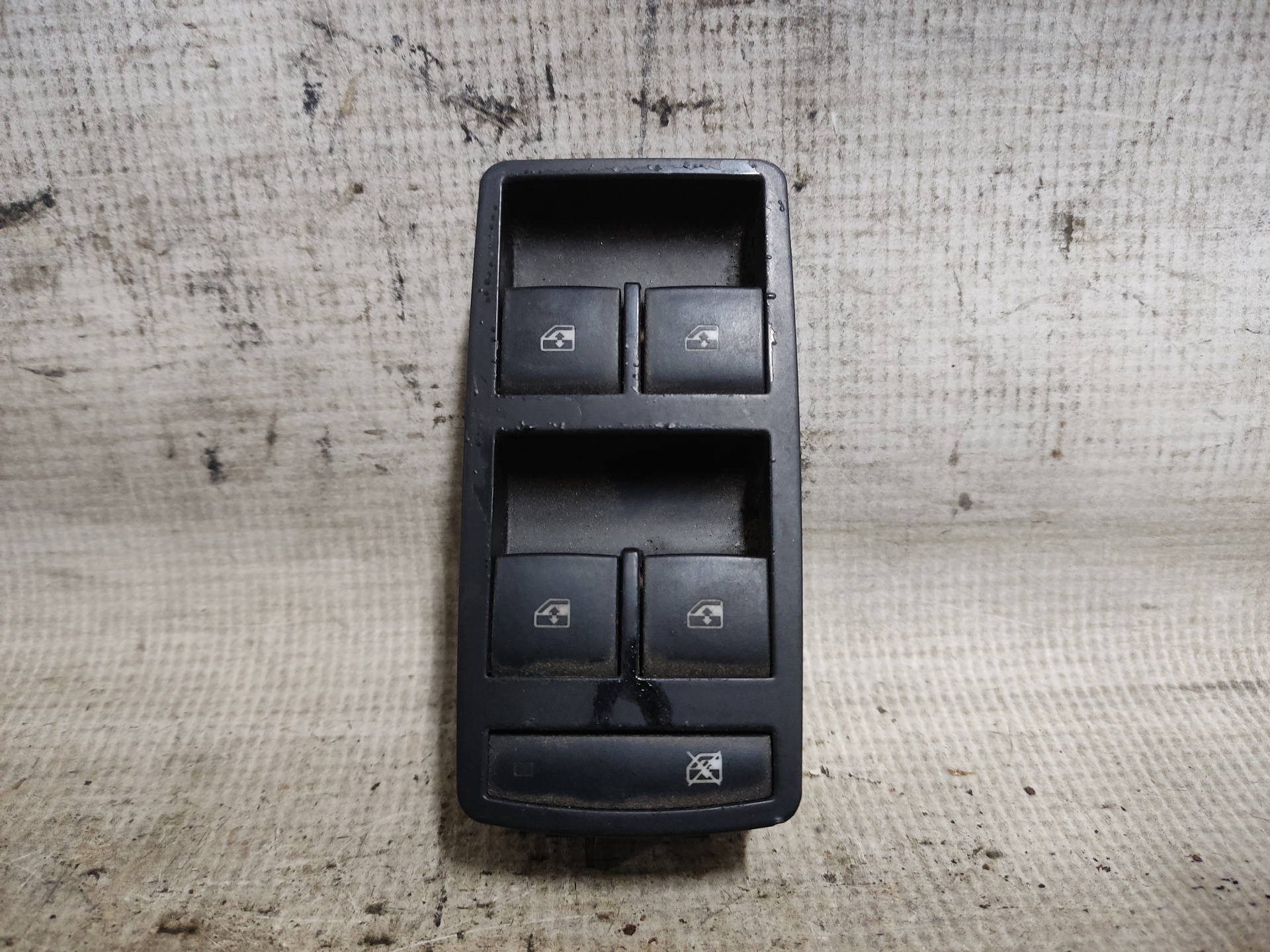 OPEL Insignia A (2008-2016) Front Left Door Window Switch 13301743 24900066