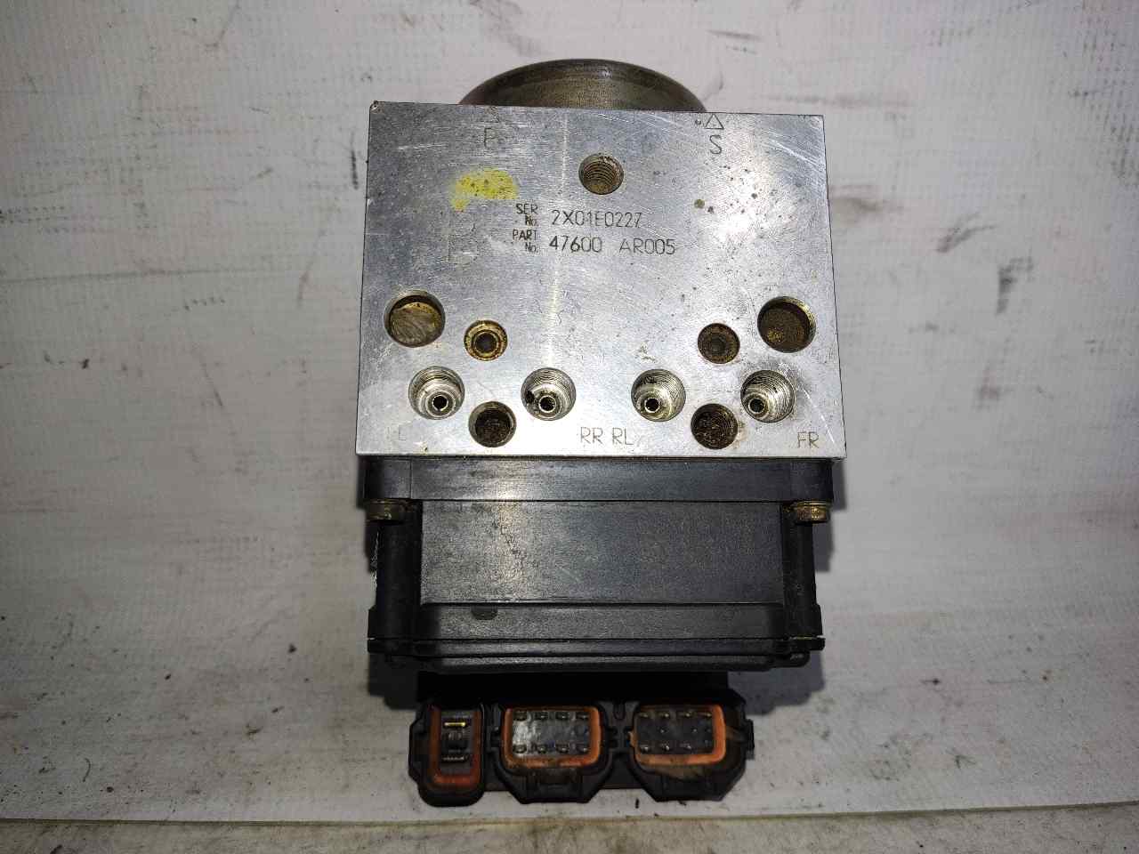 NISSAN X-Trail T30 (2001-2007) ABS Pump ESTANTERÍA106 24892937