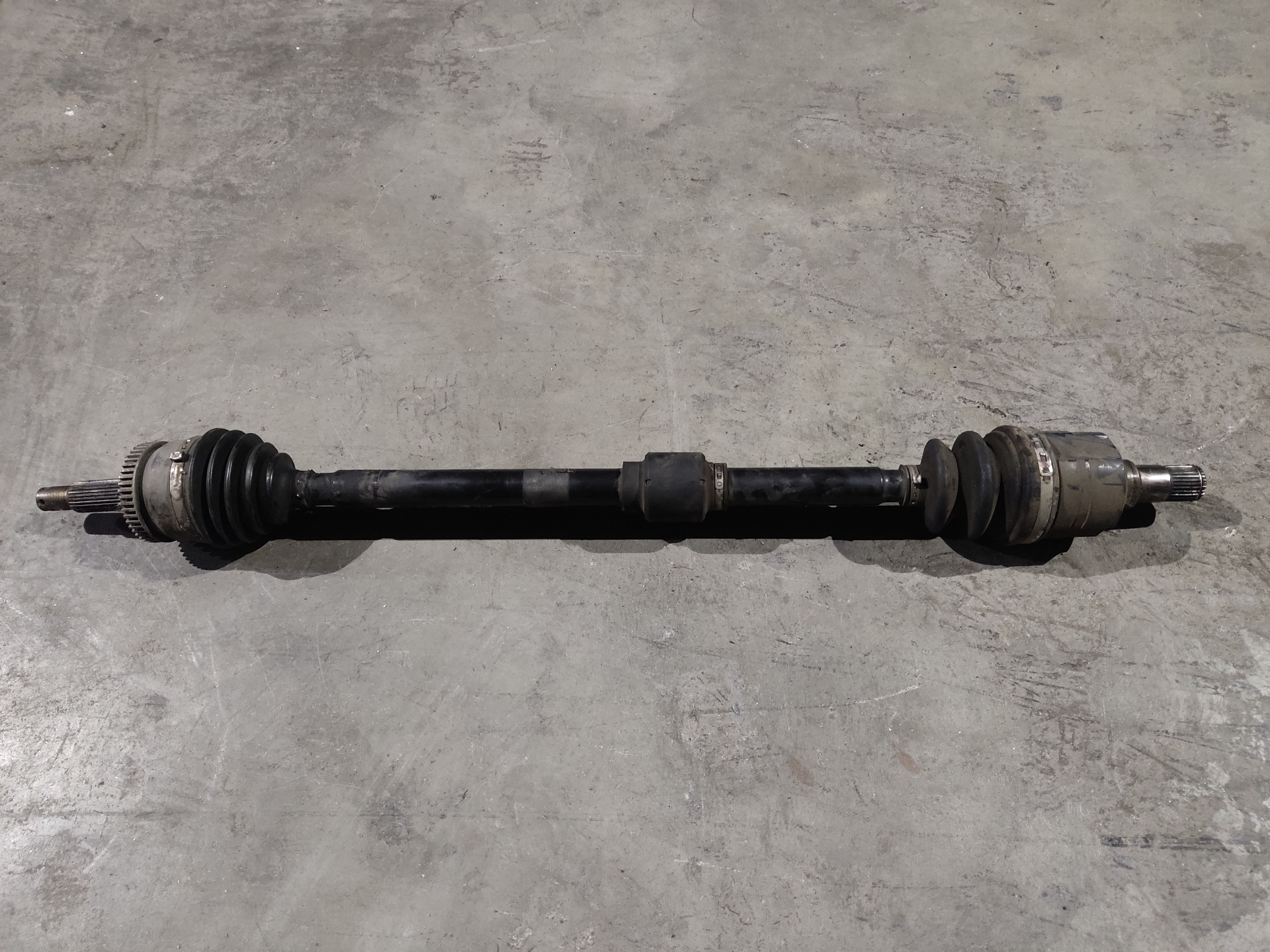 KIA Carens Front Right Driveshaft TUBO57-2 24898277