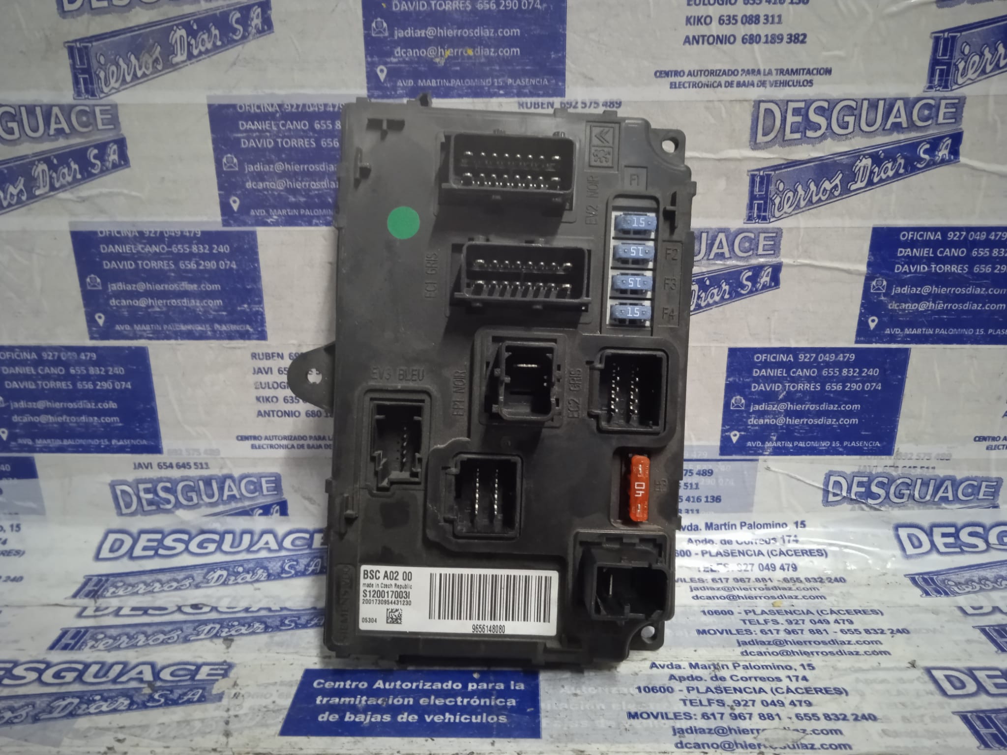 PEUGEOT 407 1 generation (2004-2010) Fuse Box 9656148080 24886568