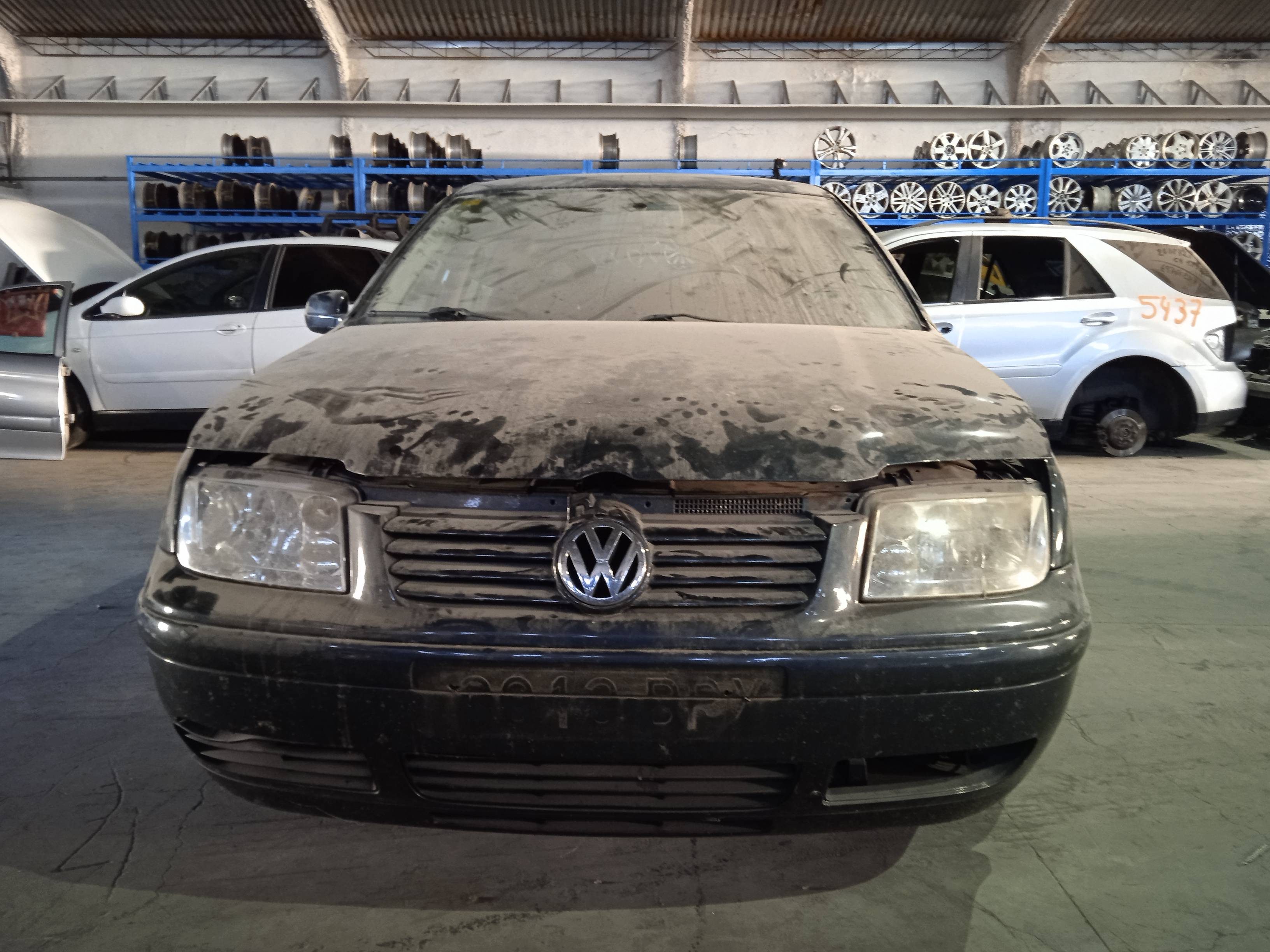 VOLKSWAGEN Bora 1 generation (1998-2005) Преден ляв фар ESTANTERÍA13 24892408