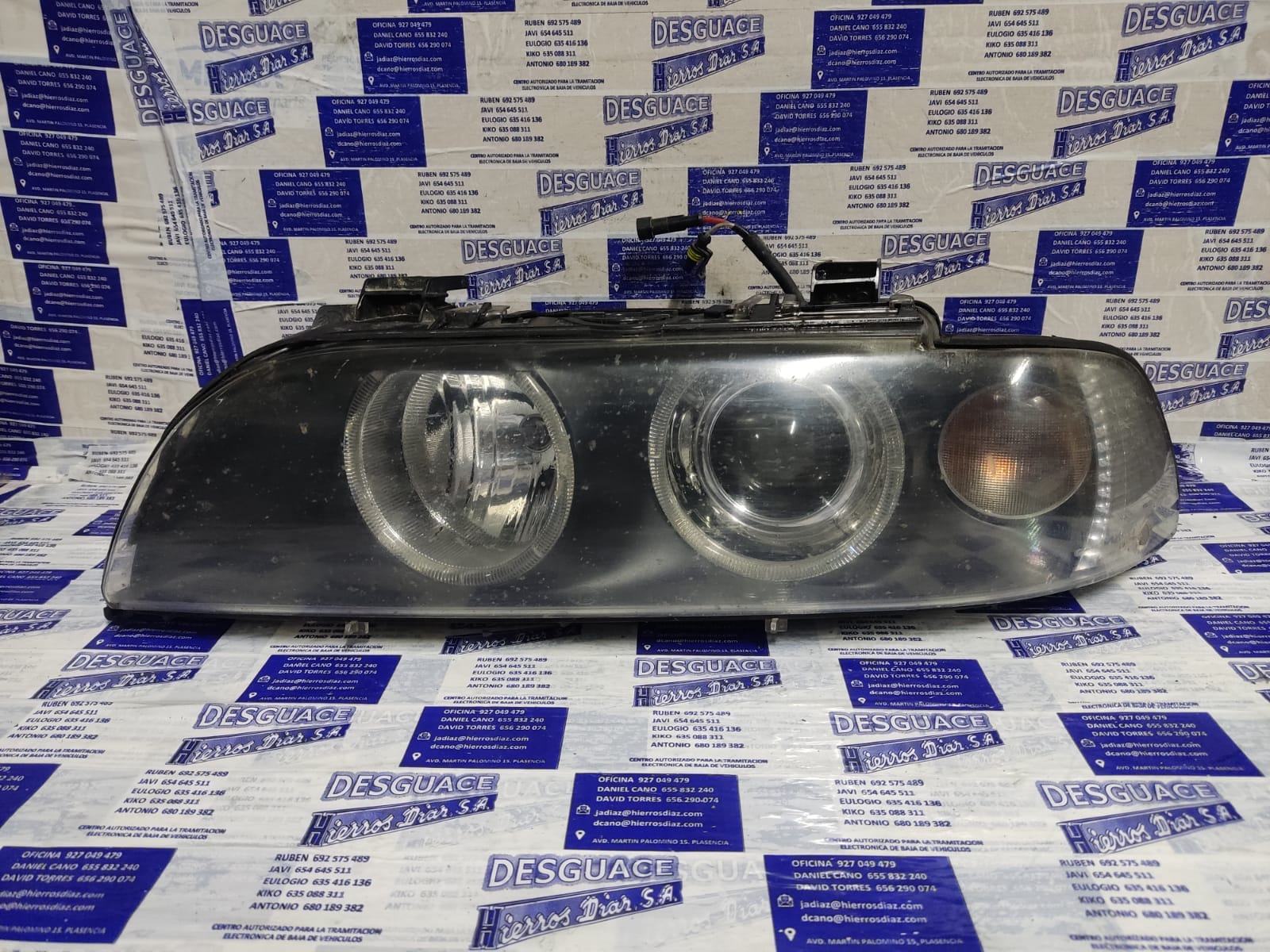 BMW 5 Series E39 (1995-2004) Phare avant gauche ESTANTERÍA6 24891233