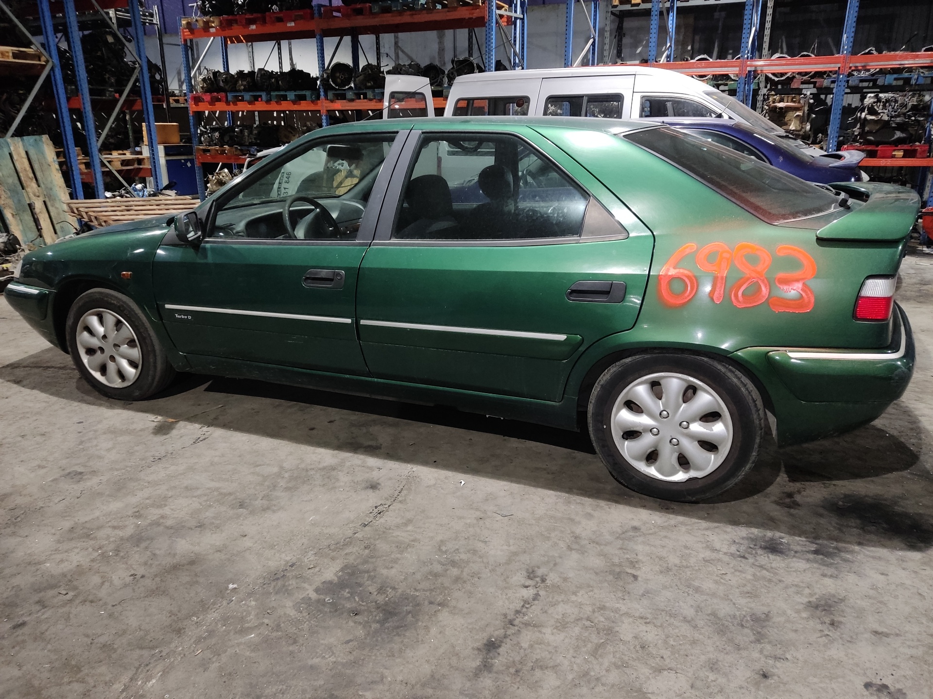 CITROËN Xantia X1 (1993-1998) Левая противотуманка переднего бампера 39050748G 22264835